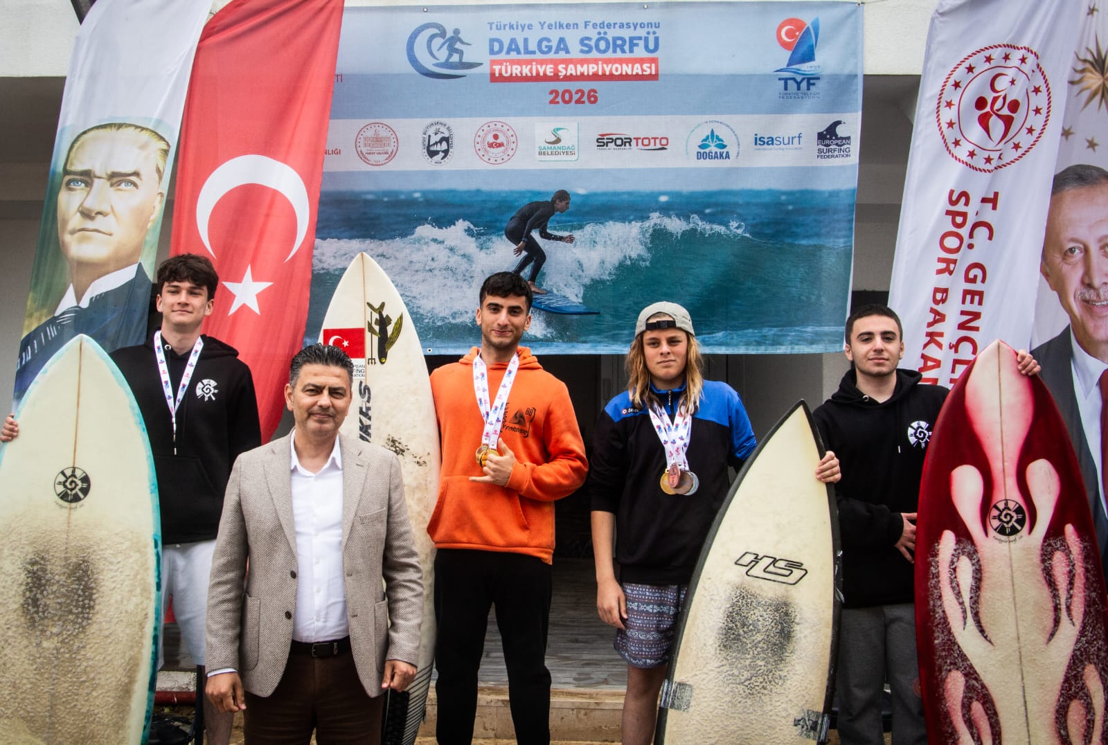 TYF DALGA SÖRFÜ TÜRKİYE ŞAMPİYONASI SAMANDAĞ’DA TAMAMLANDI