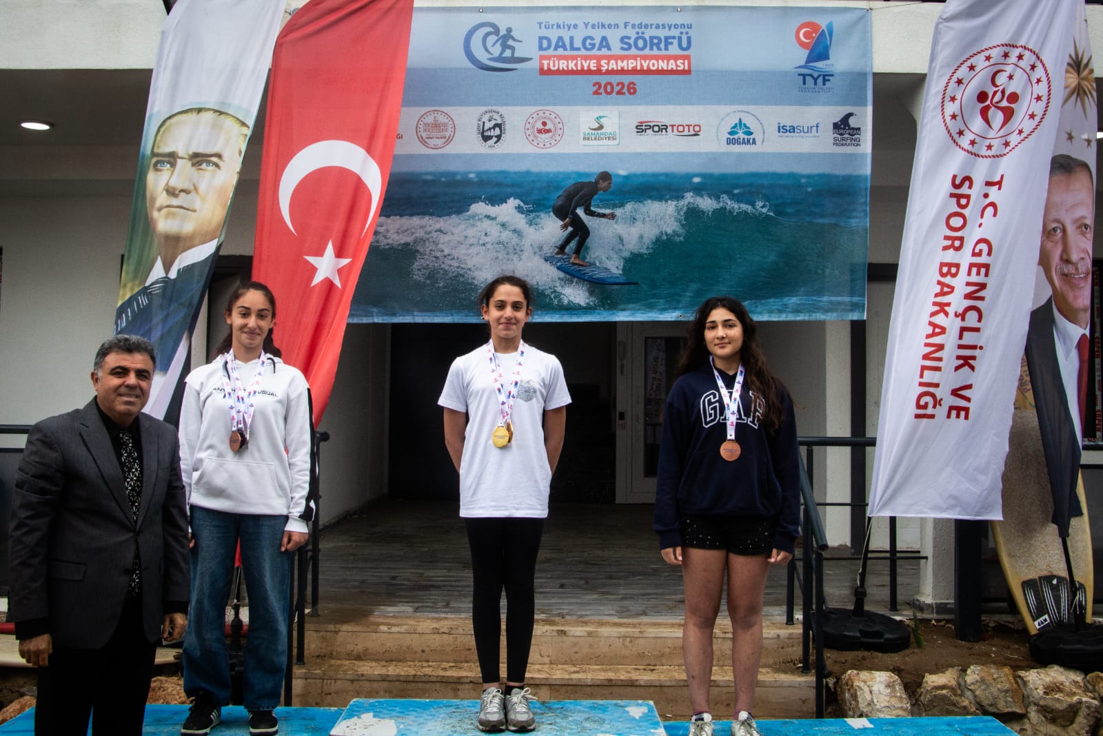 TYF DALGA SÖRFÜ TÜRKİYE ŞAMPİYONASI SAMANDAĞ’DA TAMAMLANDI