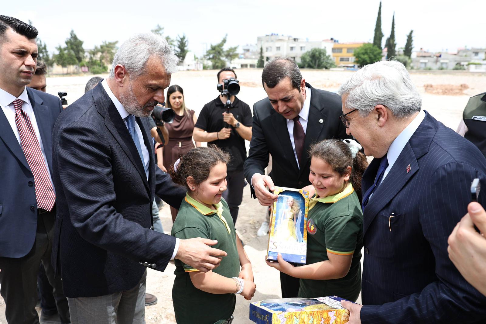 BAŞKAN ÖNTÜRK REYHANLI PAZAR YERİNİ YERİNDE İNCELEDİ