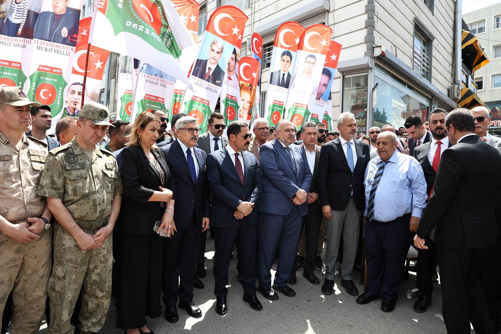 BAŞKAN ÖNTÜRK, REYHANLI ŞEHİTLERİ ANMA TÖRENİ’NE KATILDI