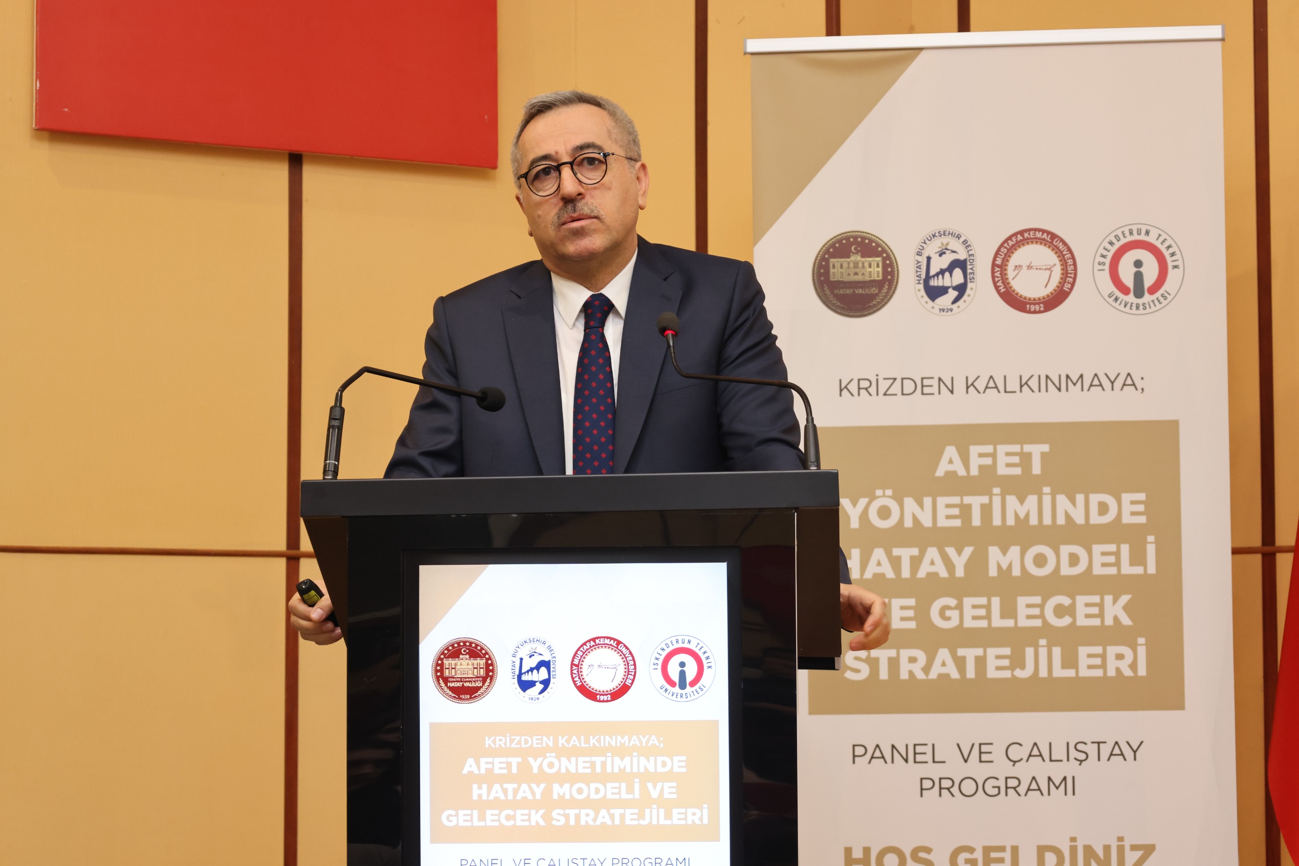 AFET YÖNETİMİNDE HATAY MODELİ ÇALIŞTAYI SÜRÜYOR