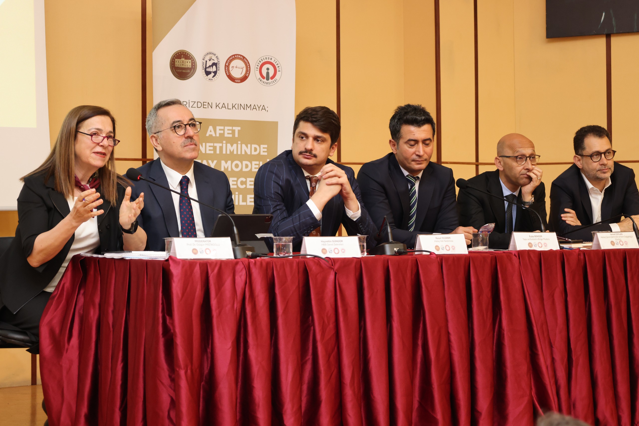 AFET YÖNETİMİNDE HATAY MODELİ ÇALIŞTAYI SÜRÜYOR