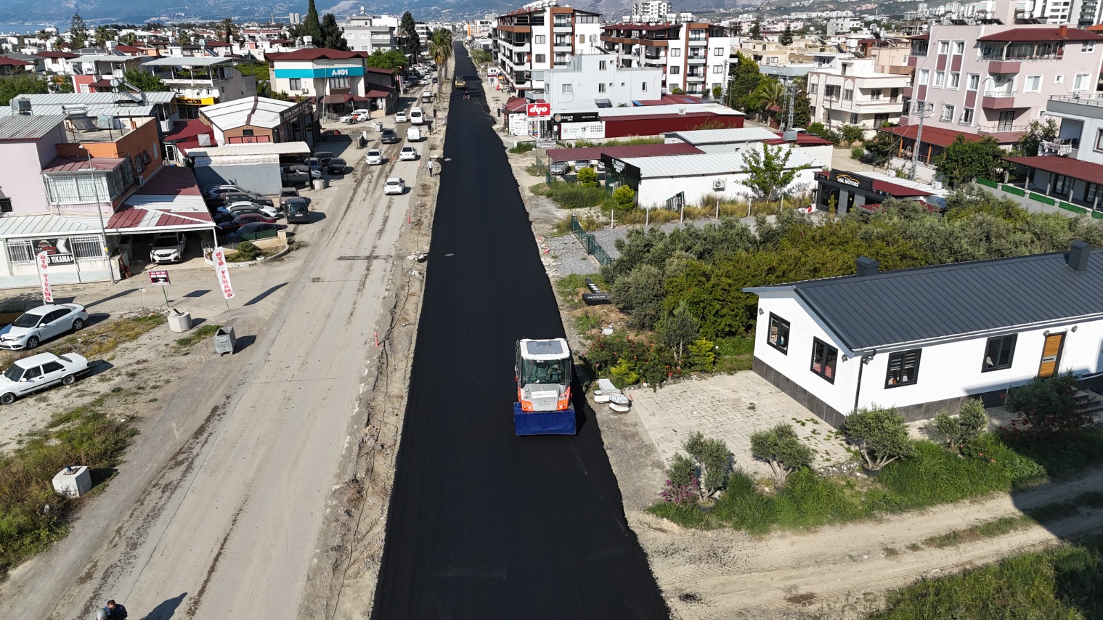 ARSUZ KARAAĞAÇ MAHALLESİ’NDEKİ PRESTİJ CADDE PROJESİ SÜRÜYOR