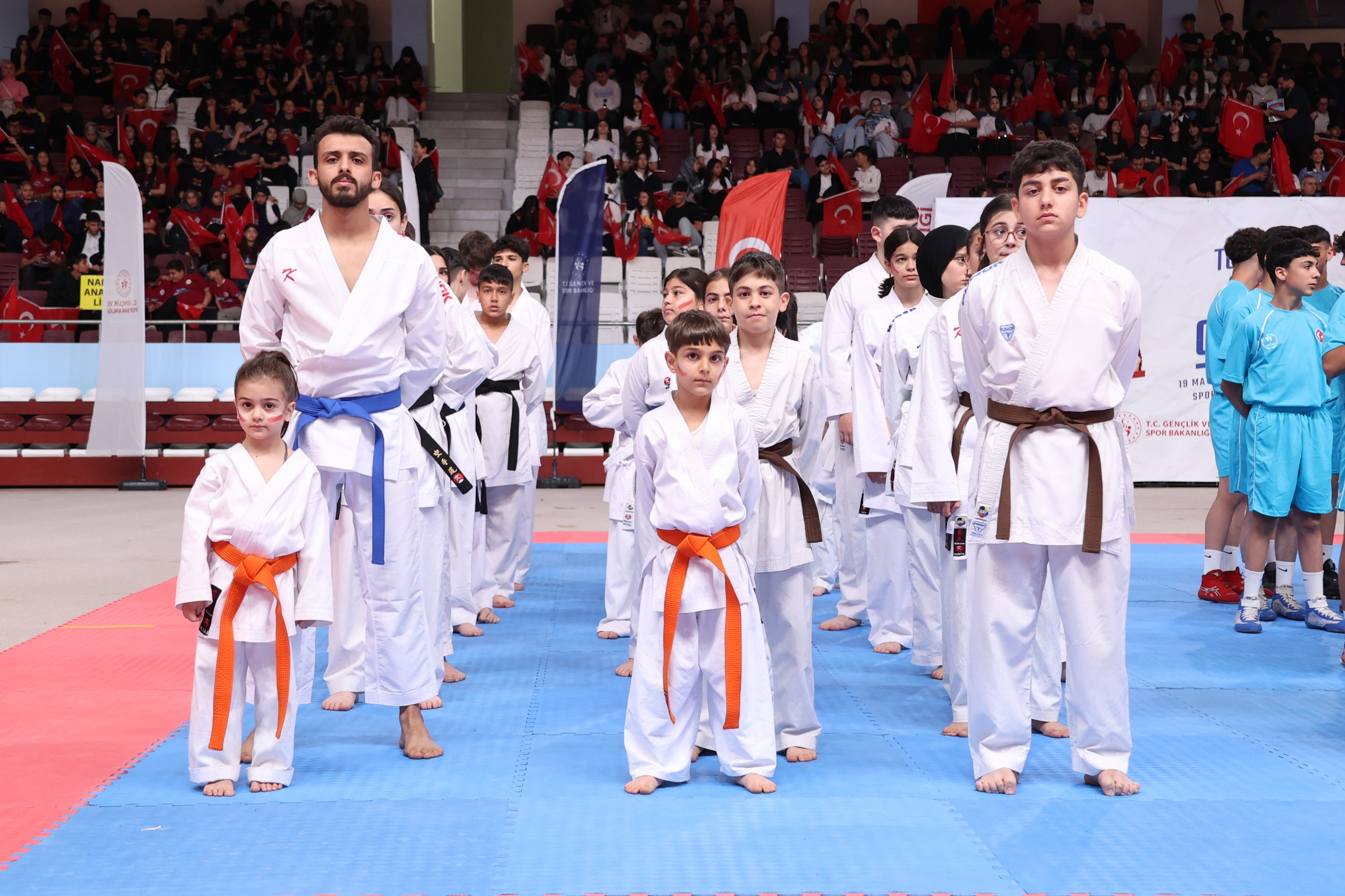 19 MAYIS ATATÜRK’Ü ANMA, GENÇLİK VE SPOR BAYRAMI HATAY’DA COŞKUYLA KUTLANDI