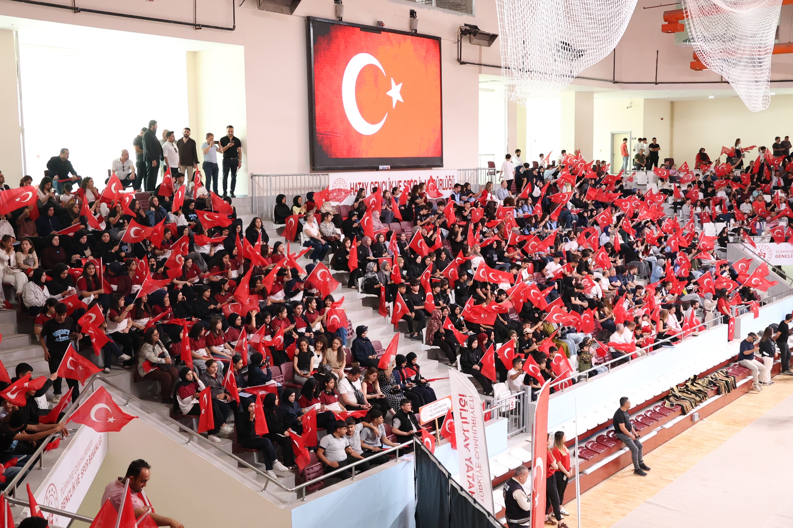 19 MAYIS ATATÜRK’Ü ANMA, GENÇLİK VE SPOR BAYRAMI HATAY’DA COŞKUYLA KUTLANDI