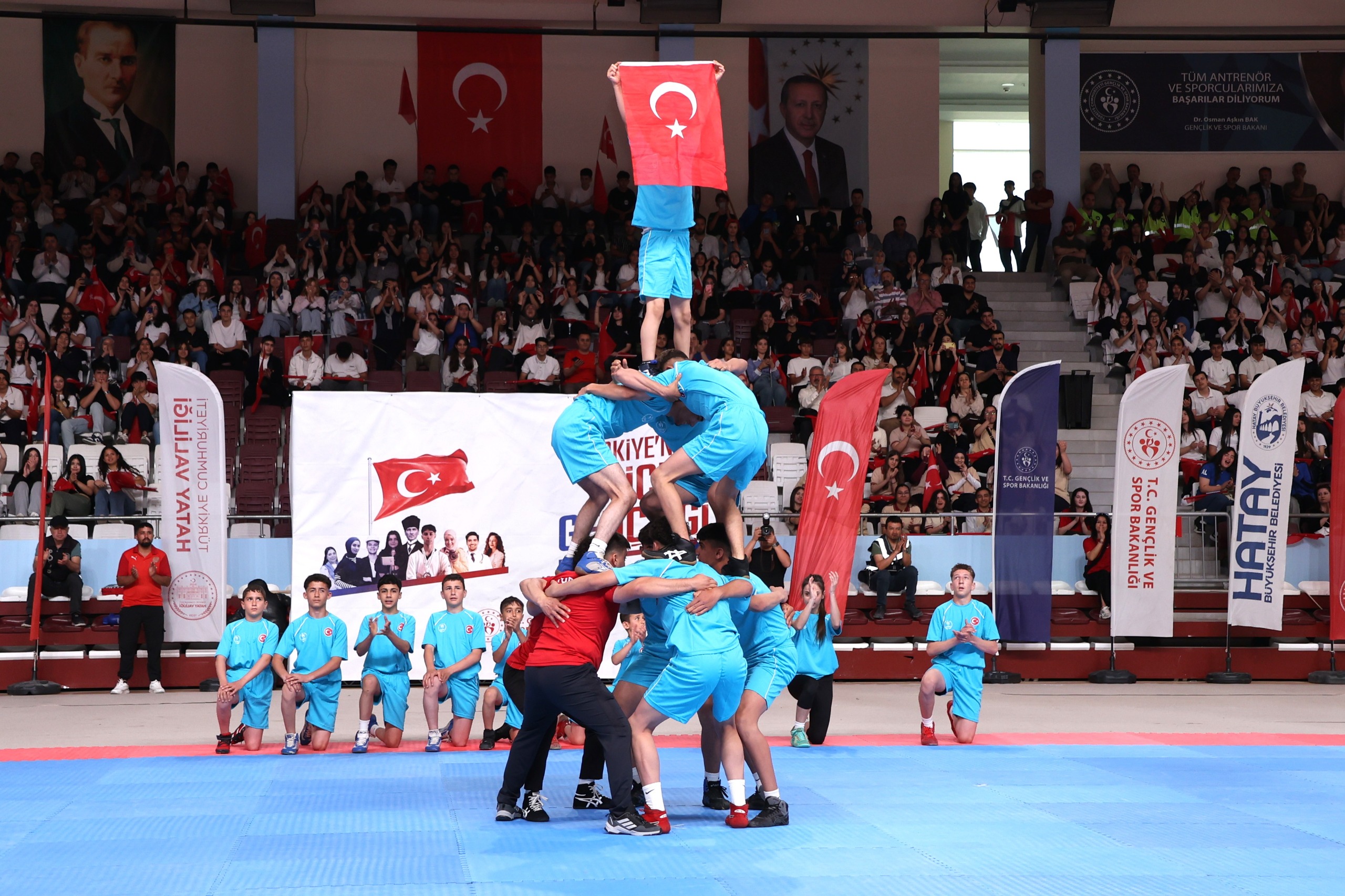 19 MAYIS ATATÜRK’Ü ANMA, GENÇLİK VE SPOR BAYRAMI HATAY’DA COŞKUYLA KUTLANDI