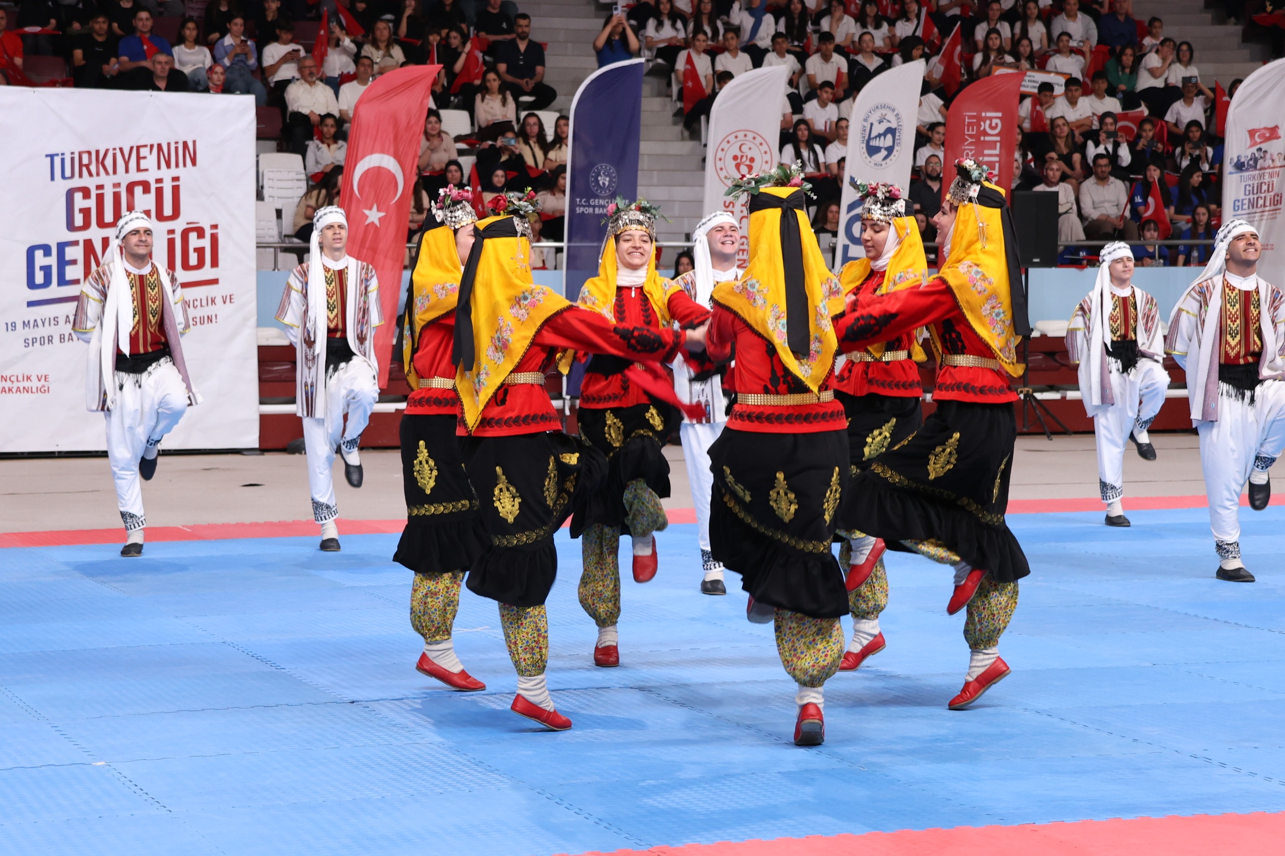 19 MAYIS ATATÜRK’Ü ANMA, GENÇLİK VE SPOR BAYRAMI HATAY’DA COŞKUYLA KUTLANDI