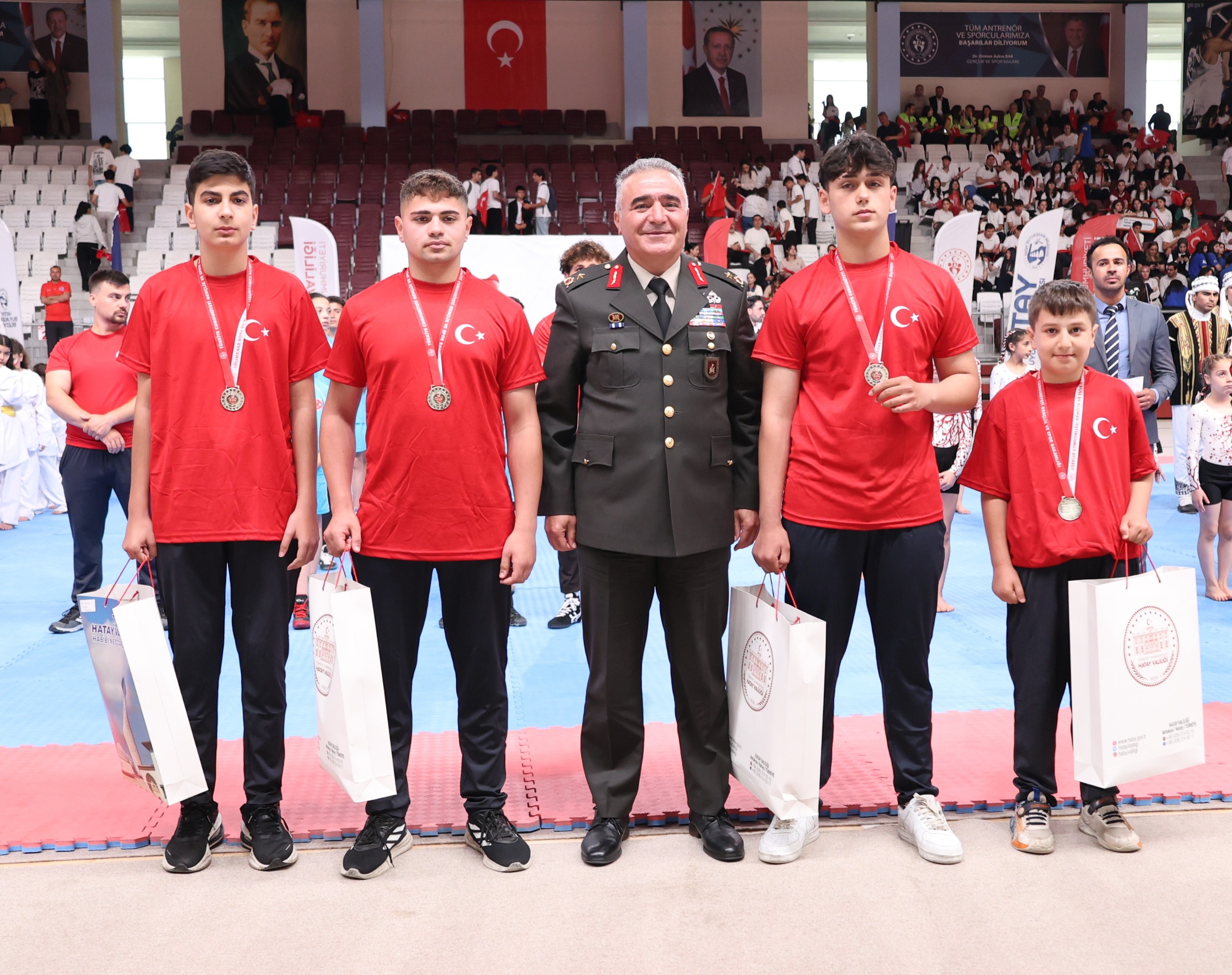 19 MAYIS ATATÜRK’Ü ANMA, GENÇLİK VE SPOR BAYRAMI HATAY’DA COŞKUYLA KUTLANDI
