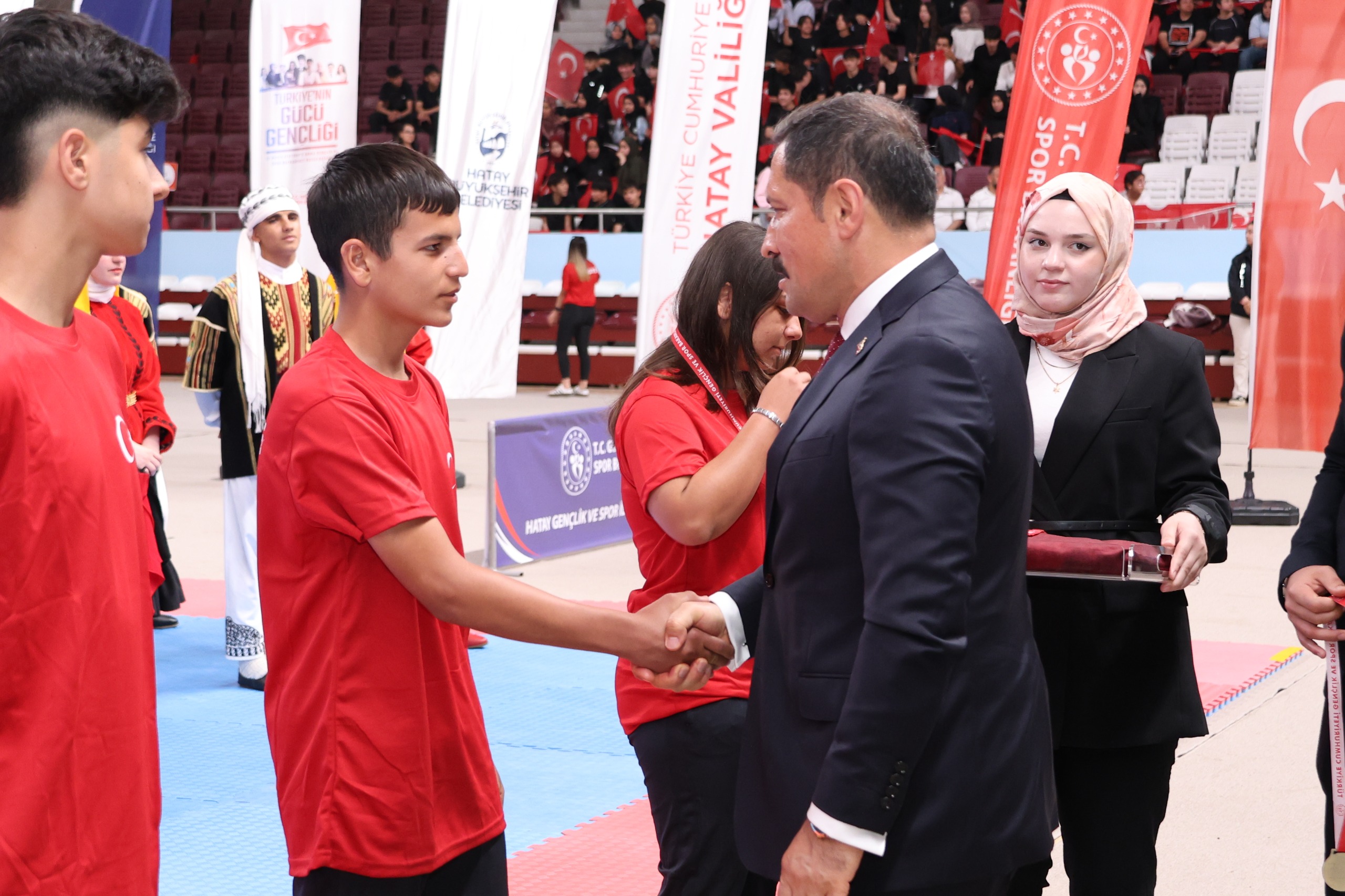 19 MAYIS ATATÜRK’Ü ANMA, GENÇLİK VE SPOR BAYRAMI HATAY’DA COŞKUYLA KUTLANDI