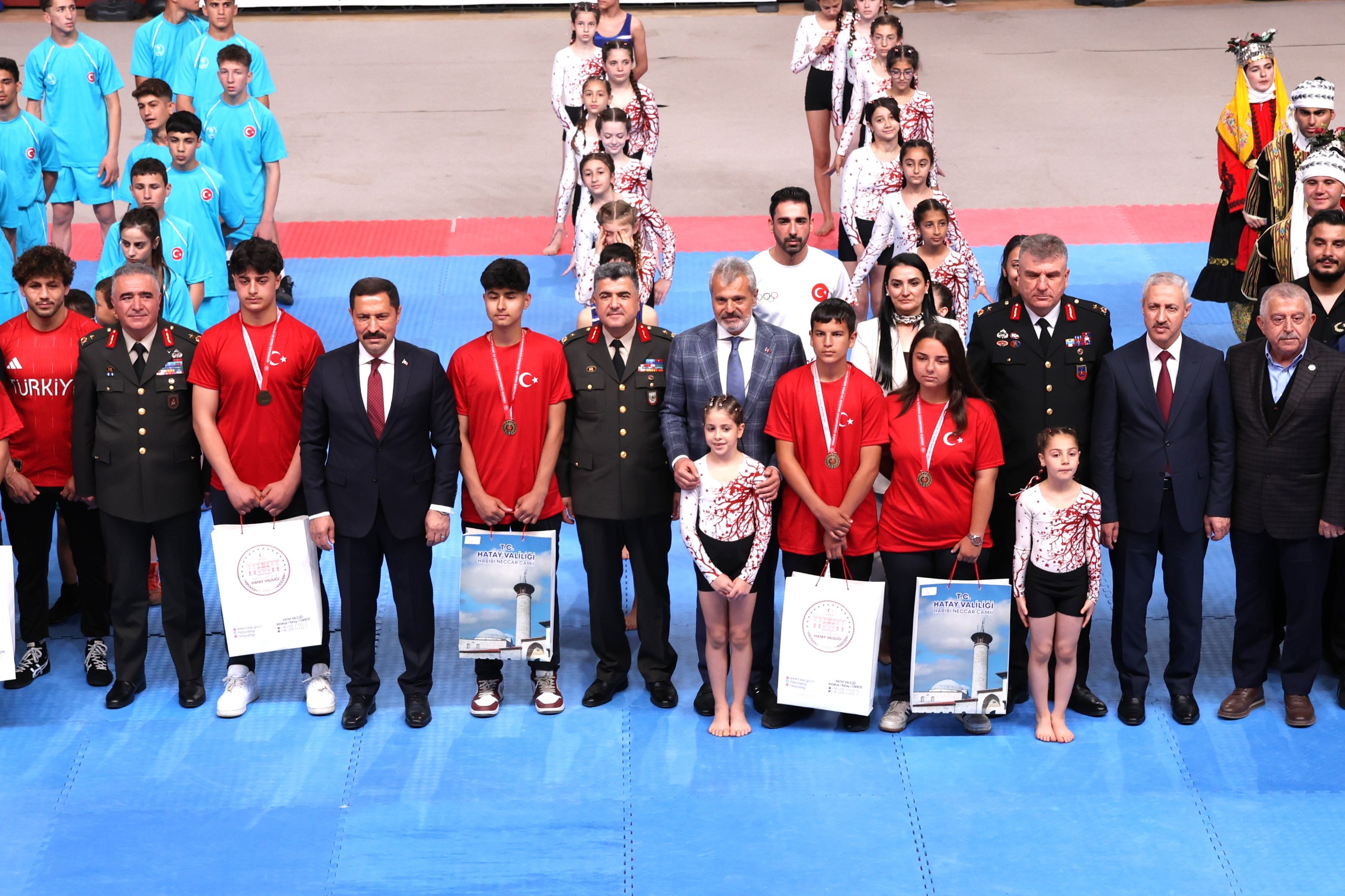 19 MAYIS ATATÜRK’Ü ANMA, GENÇLİK VE SPOR BAYRAMI HATAY’DA COŞKUYLA KUTLANDI
