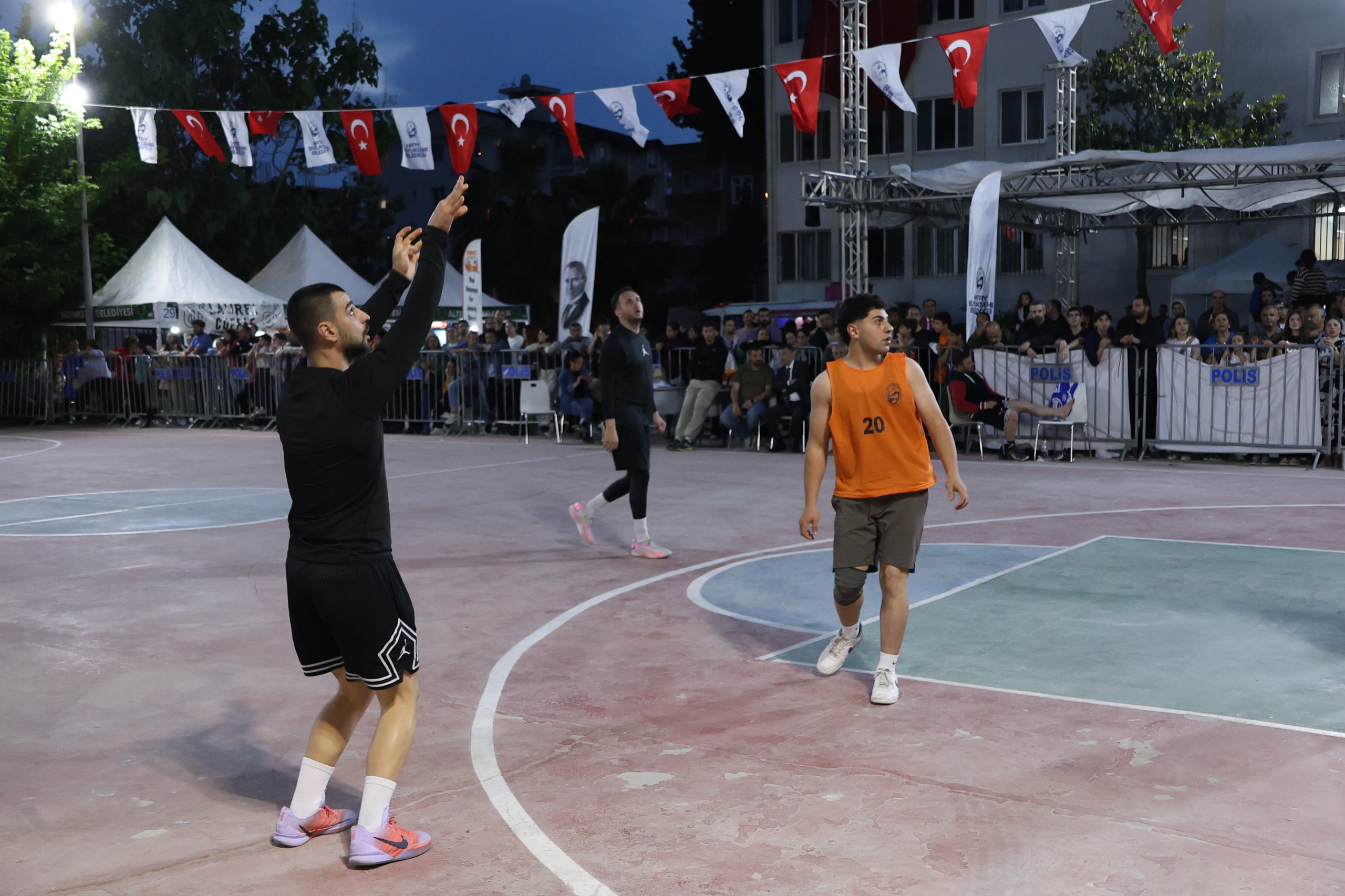 3X3 STREETBALL’DA ÖDÜLLER SAHİPLERİNİ BULDU