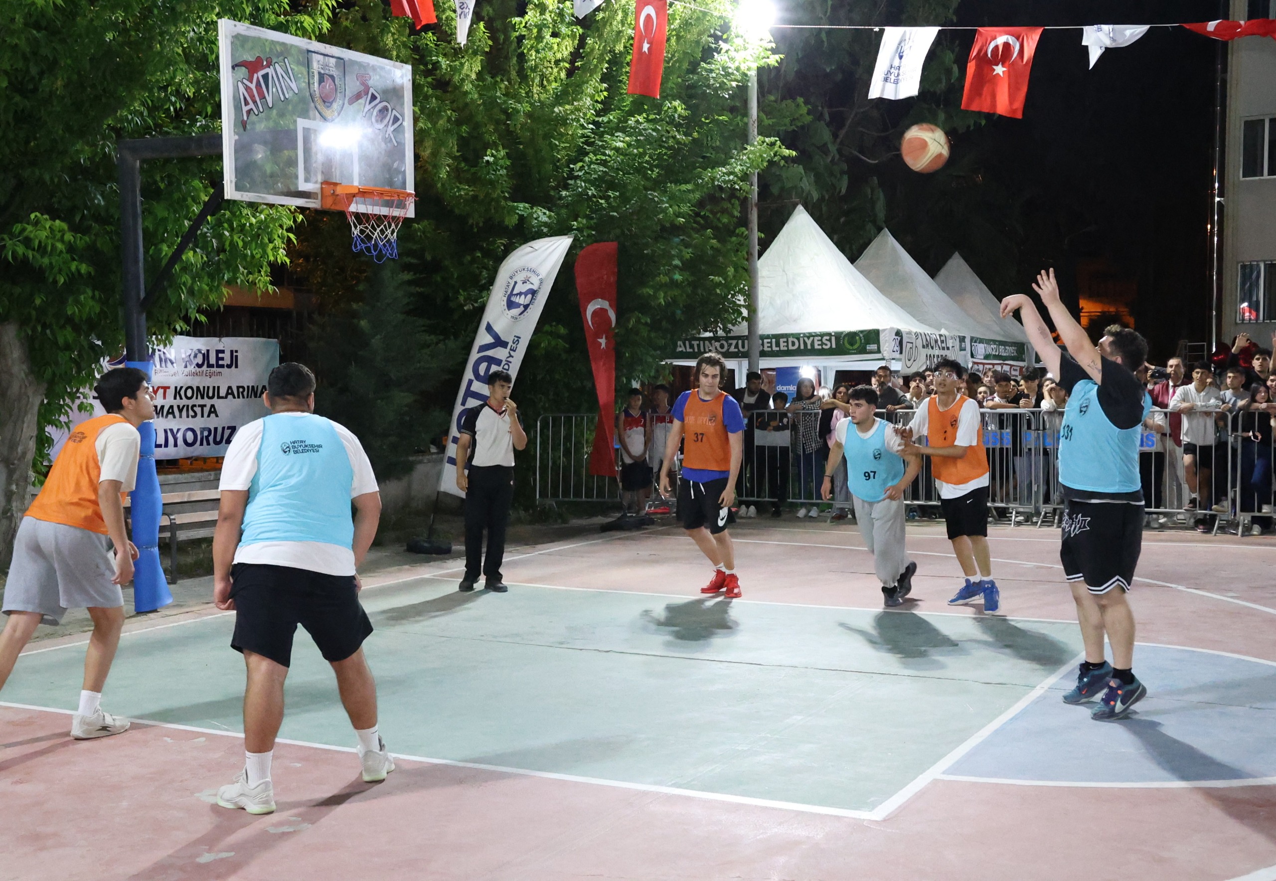 3X3 STREETBALL’DA ÖDÜLLER SAHİPLERİNİ BULDU