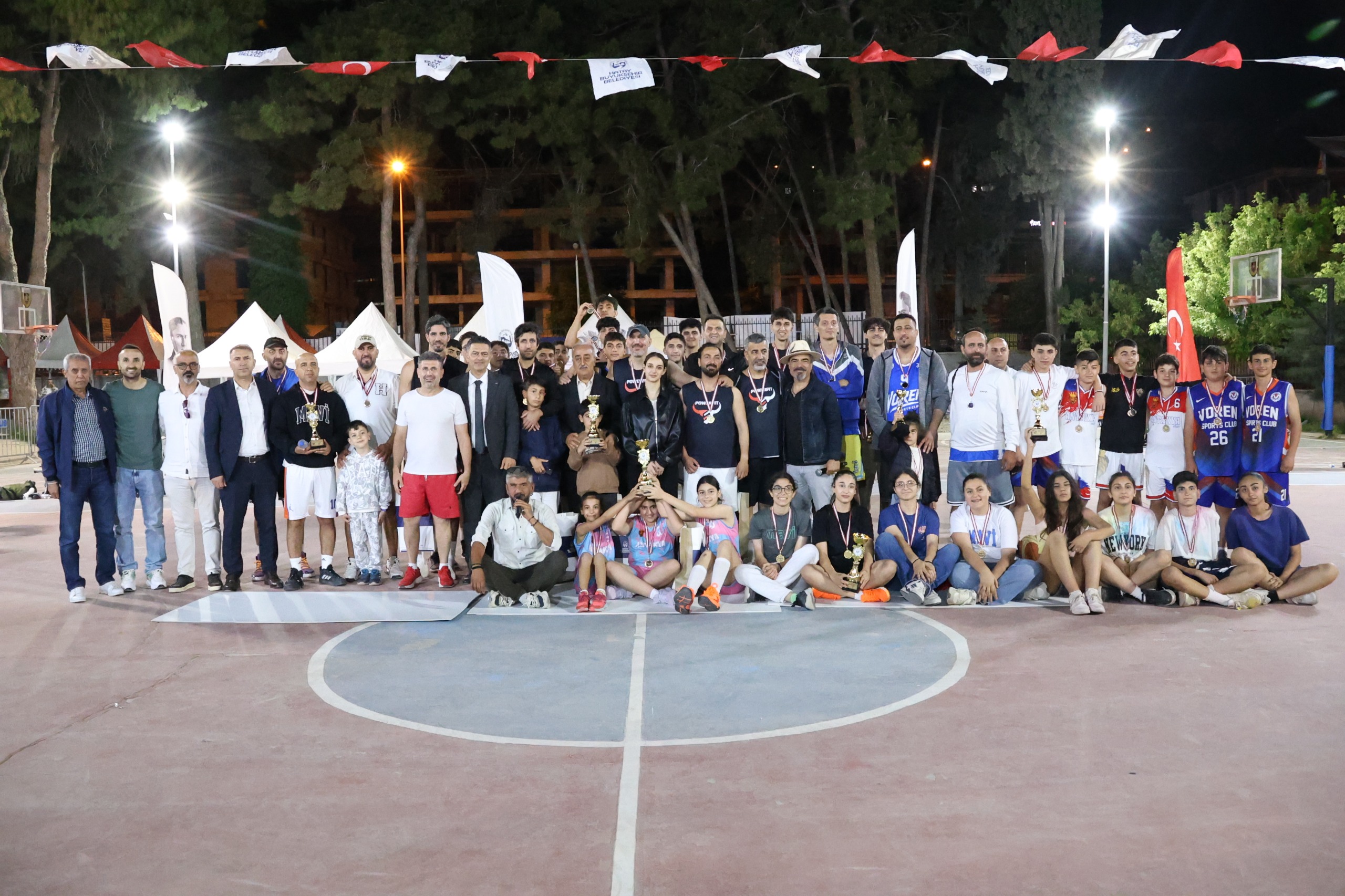 3X3 STREETBALL’DA ÖDÜLLER SAHİPLERİNİ BULDU