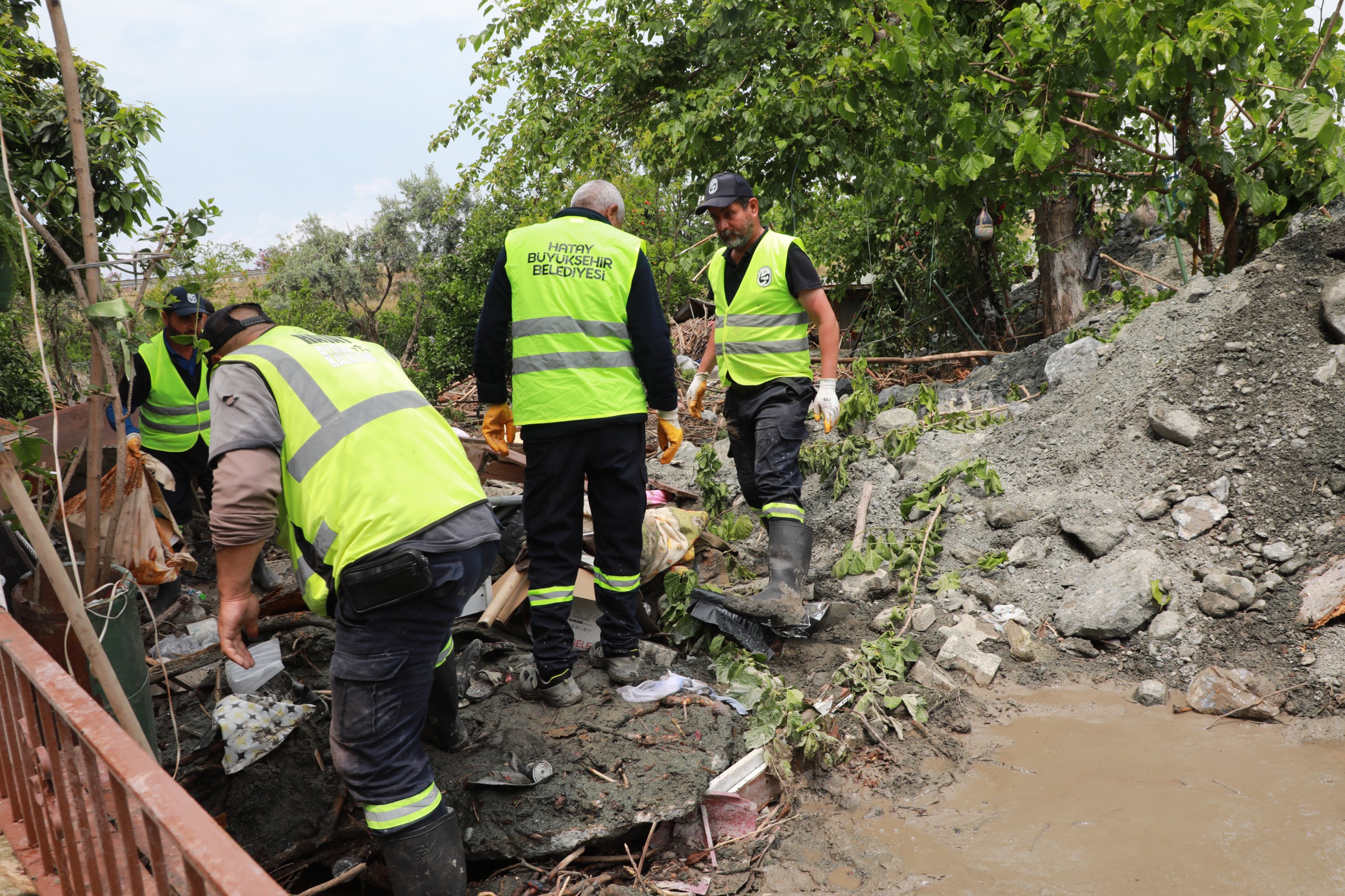 HBB EKİPLERİ DÖRTYOL’DA ÇALIŞMALARINI SÜRDÜRÜYOR