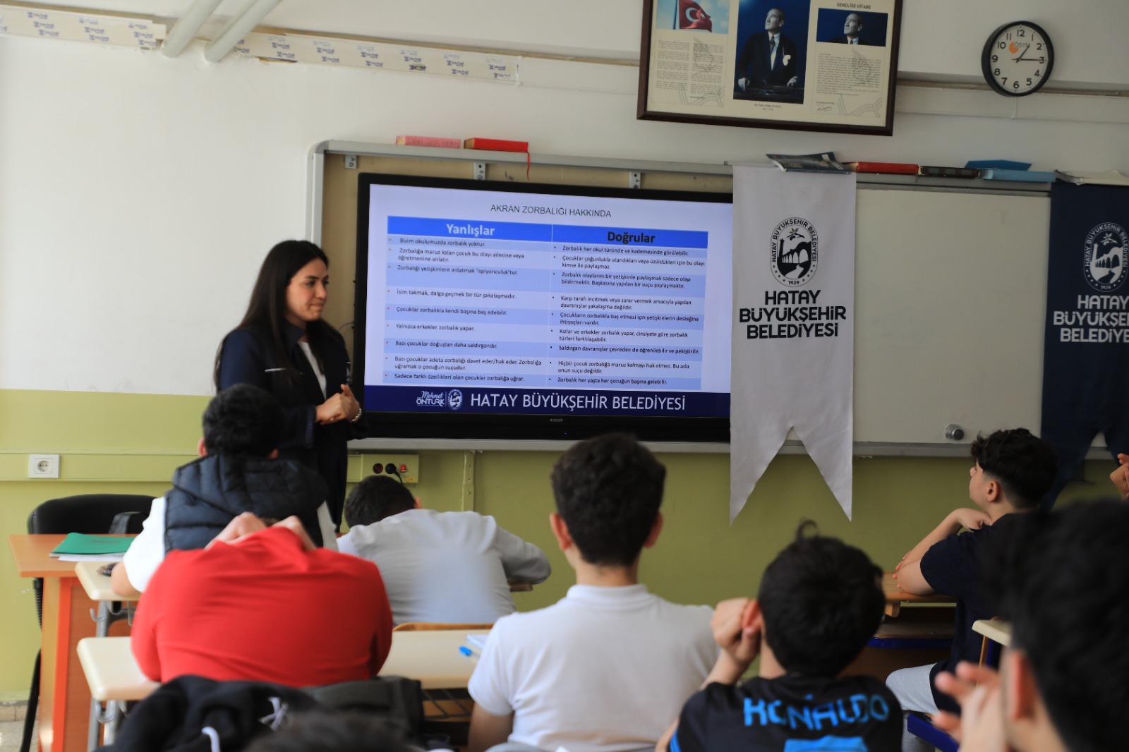 HBB’DEN ÖĞRENCİLERE SAĞLIKLI BESLENME VE AKRAN ZORBALIĞI EĞİTİMİ