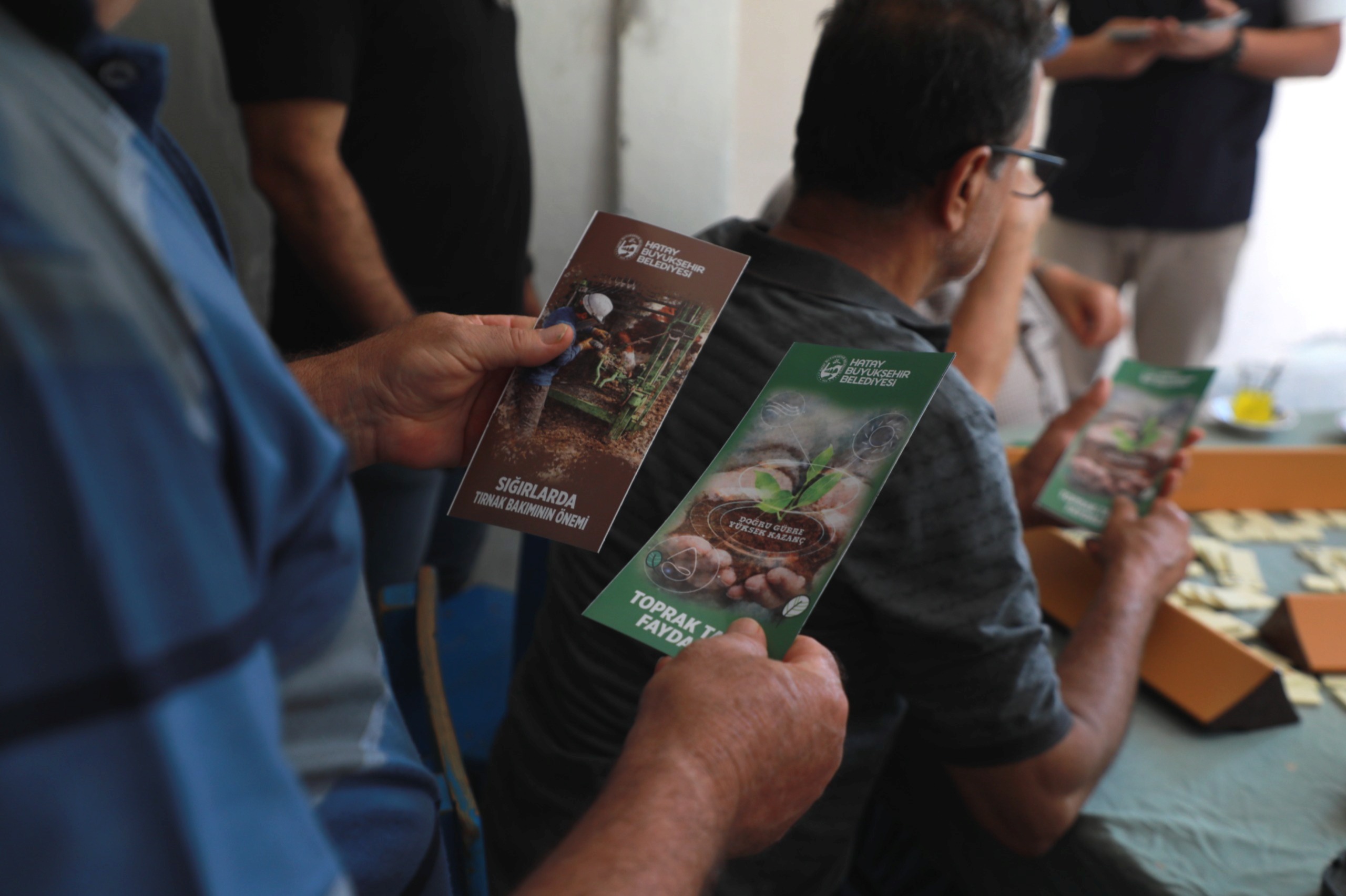 ARSUZ VE DÖRTYOL’DA TARIMSAL HİZMETLER VATANDAŞLARA ANLATILDI