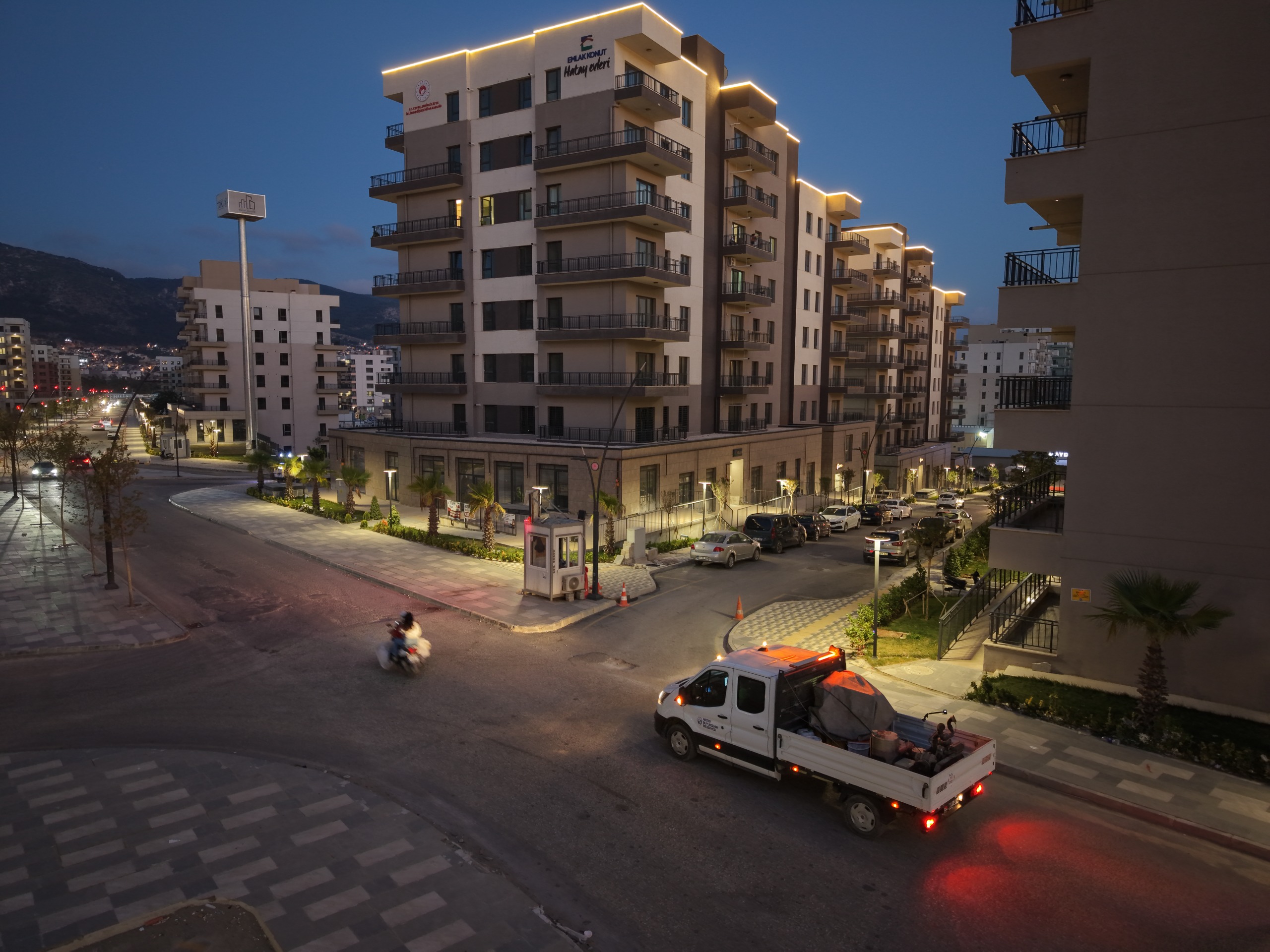 HBB VEKTÖR VE HAŞERE İLE MÜCADELEYE GECE GÜNDÜZ DEVAM EDİYOR 