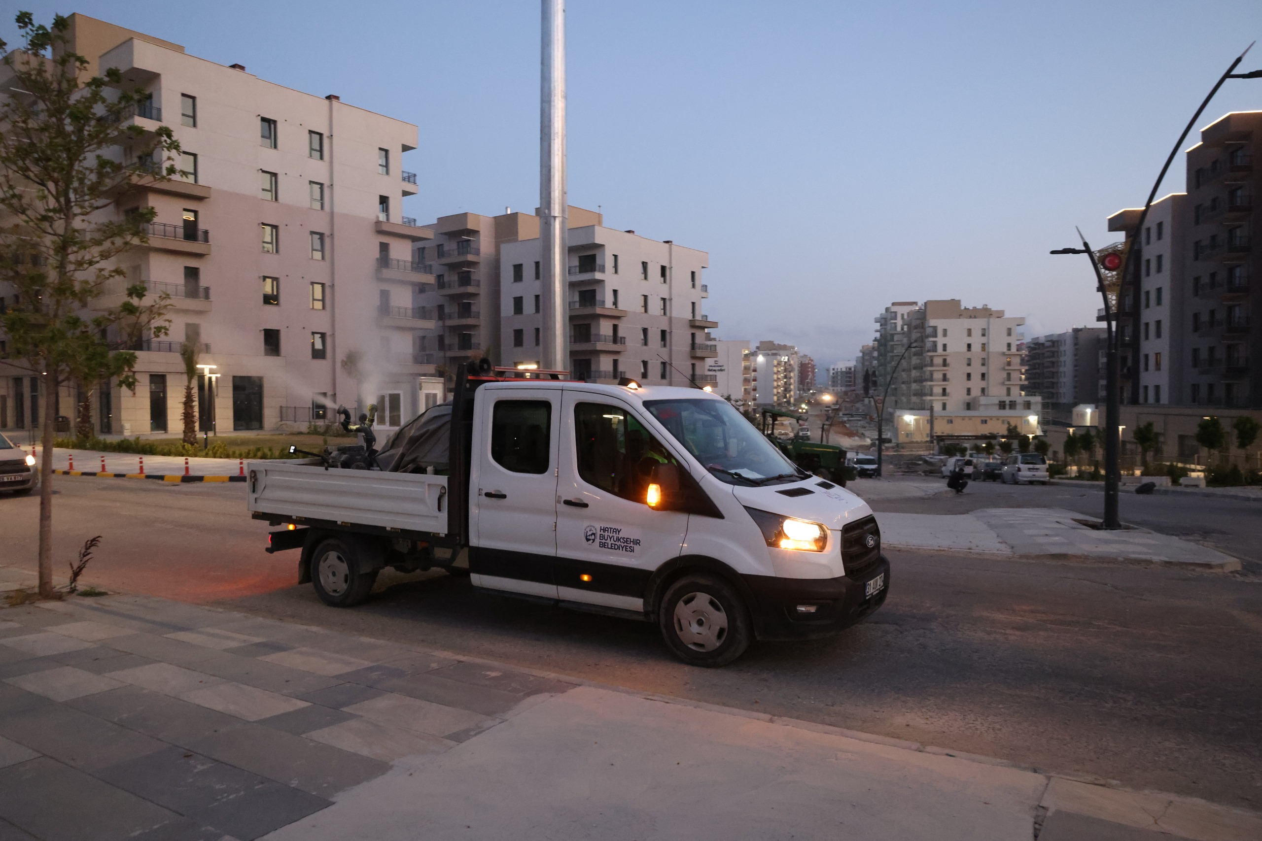 HBB VEKTÖR VE HAŞERE İLE MÜCADELEYE GECE GÜNDÜZ DEVAM EDİYOR 