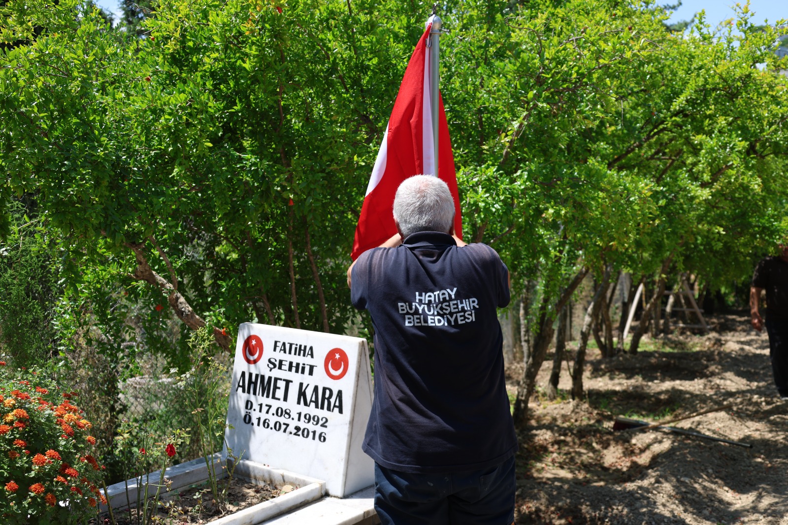 HBB'DEN 15 TEMMUZ KAHRAMANLARINA VEFA