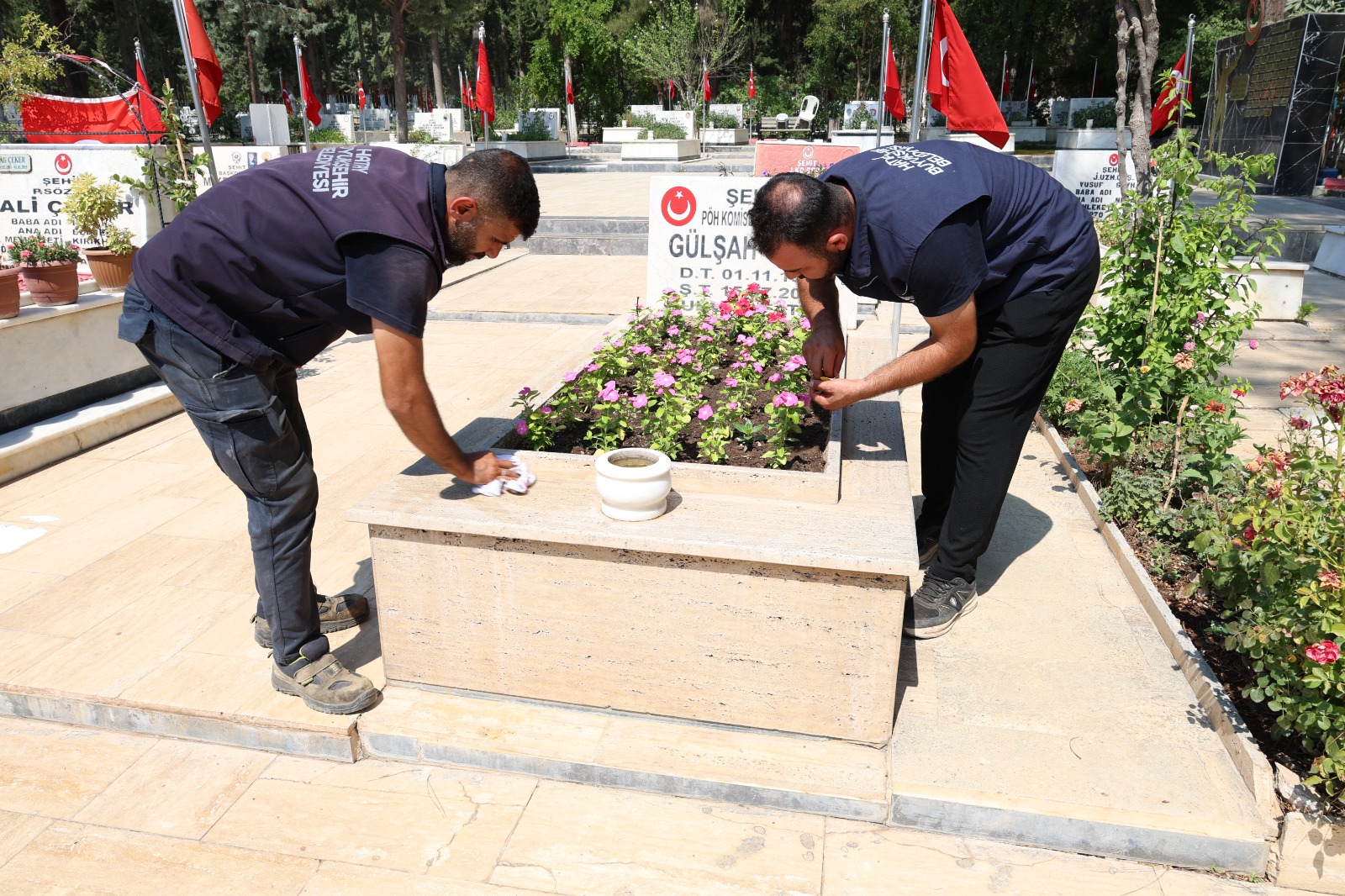 HBB'DEN 15 TEMMUZ KAHRAMANLARINA VEFA