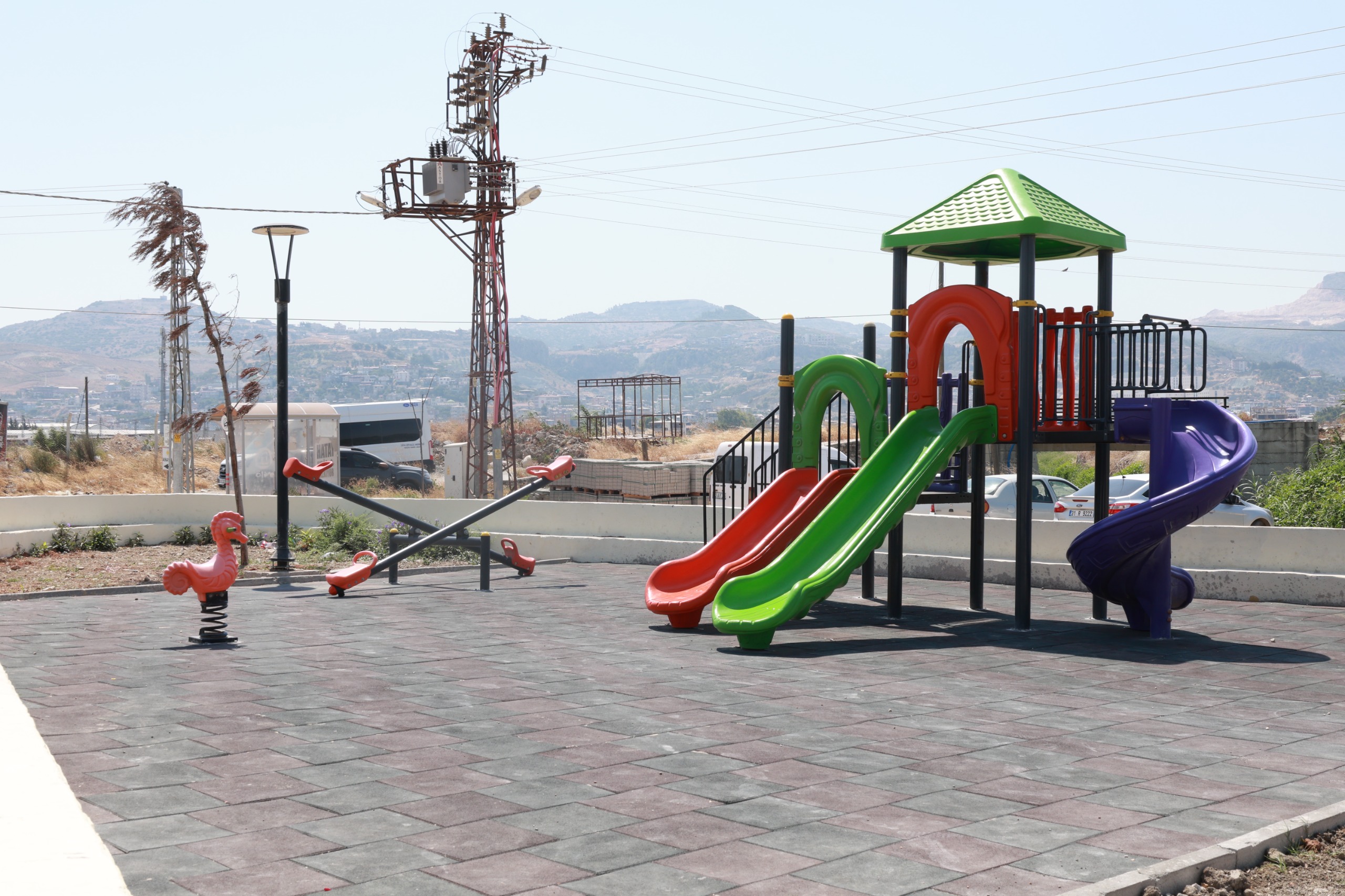 GÜZELBURÇ ATEŞ PARKI YENİLENEN YÜZÜYLE VATANDAŞLARIN HİZMETİNDE