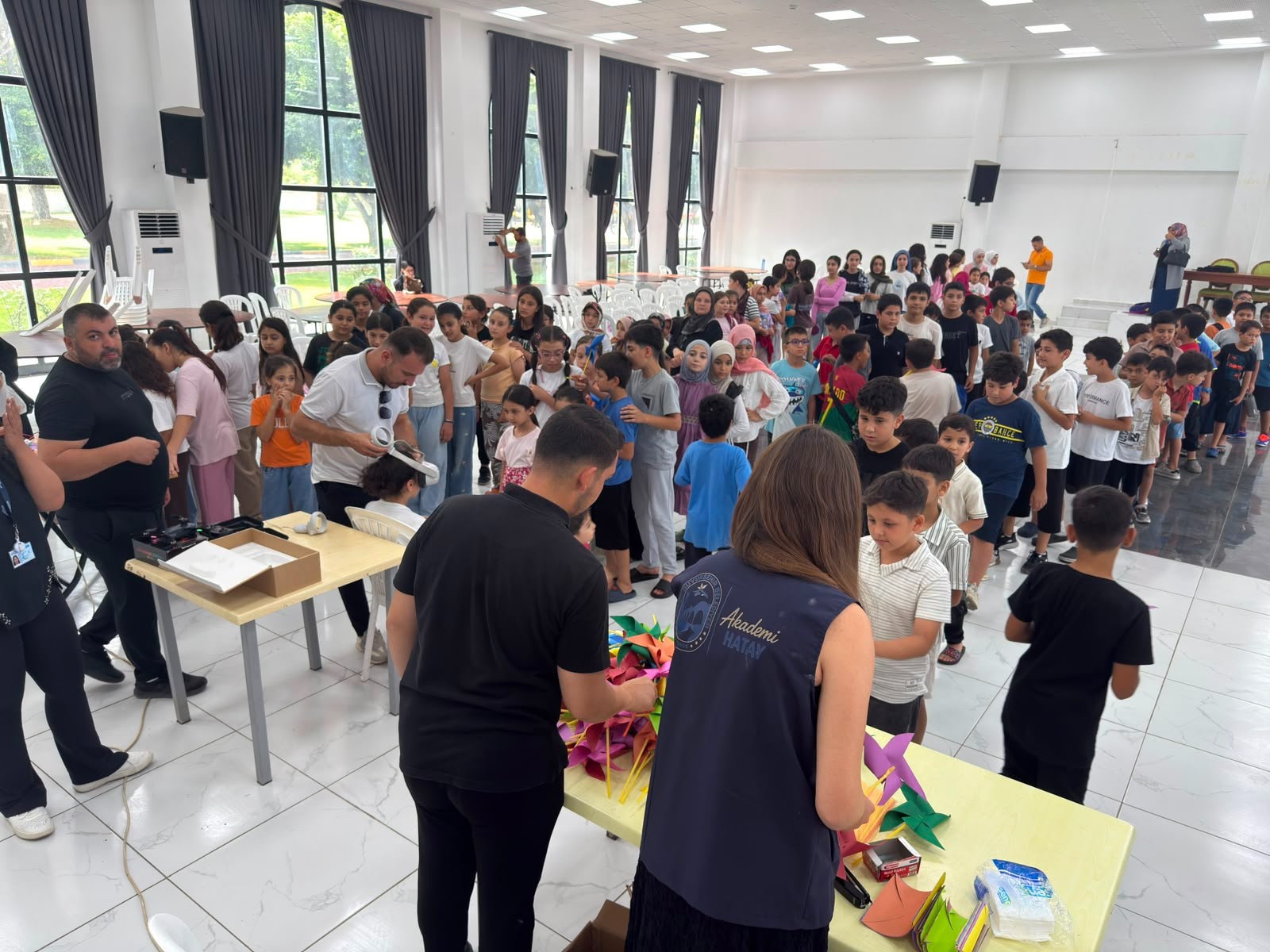 HBB’DEN ÇOCUKLARA BİLİM VE EĞLENCE DOLU YAZ ETKİNLİKLERİ