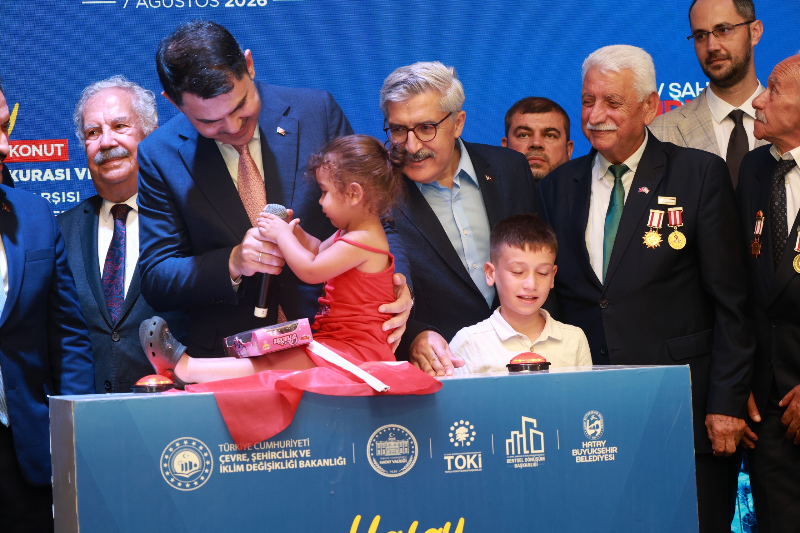 “EV SAHİBİ TÜRKİYE 500 BİN SOSYAL KONUT PROJESİ” KAPSAMINDA HATAY'DA YENİ ADIM