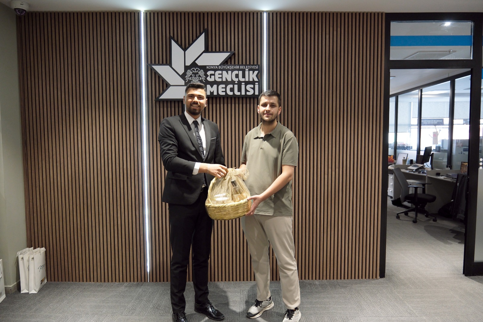 HBB GENÇLİK MECLİSİ, KONYA GENÇLİK MECLİSİNİ ZİYARET ETTİ