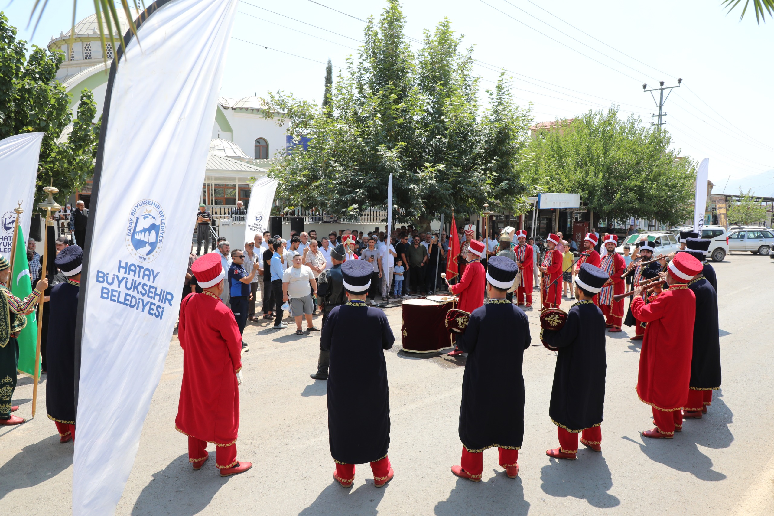 HBB MEHTERANI HASSA’DA VATANDAŞLARLA BULUŞTU