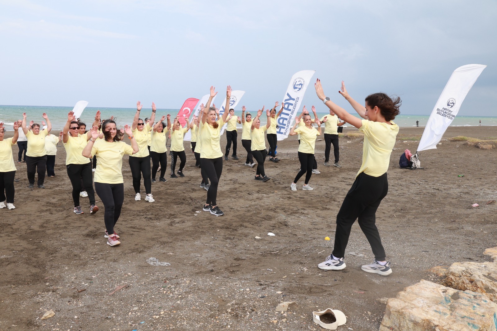 HBB’NİN SABAH SPORLARI HER YAŞTAN VATANDAŞI BULUŞTURUYOR