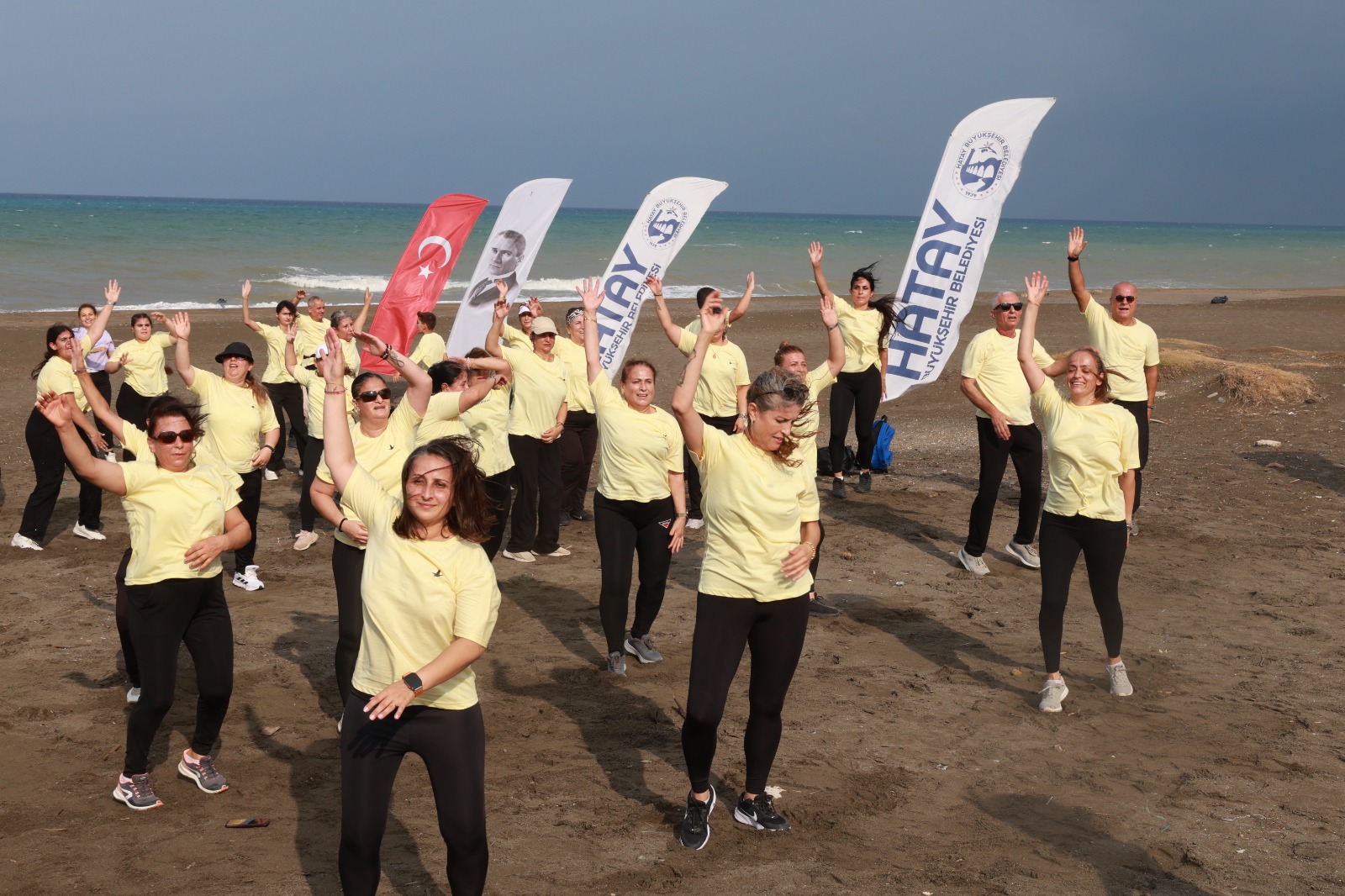 HBB’NİN SABAH SPORLARI HER YAŞTAN VATANDAŞI BULUŞTURUYOR