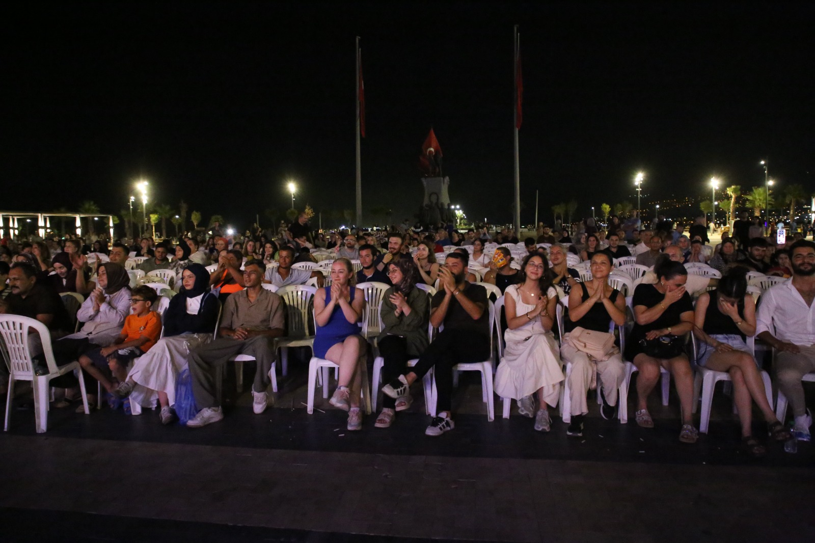 HBB ORKESTRASI, İSKENDERUN’DA SAHNE ALDI