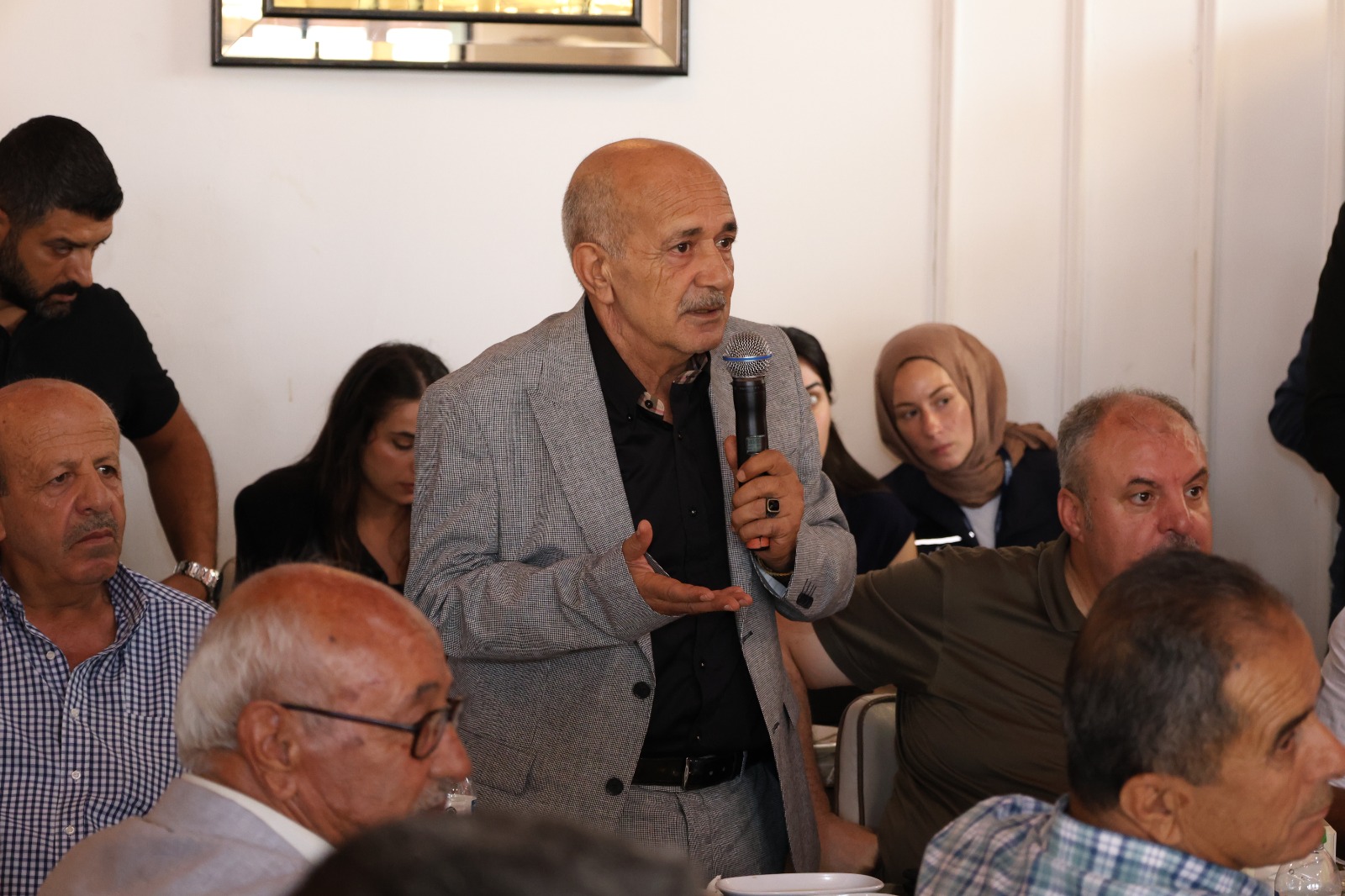 BAŞKAN ÖNTÜRK ALTINÖZÜLÜ MUHTARLARLA BULUŞTU