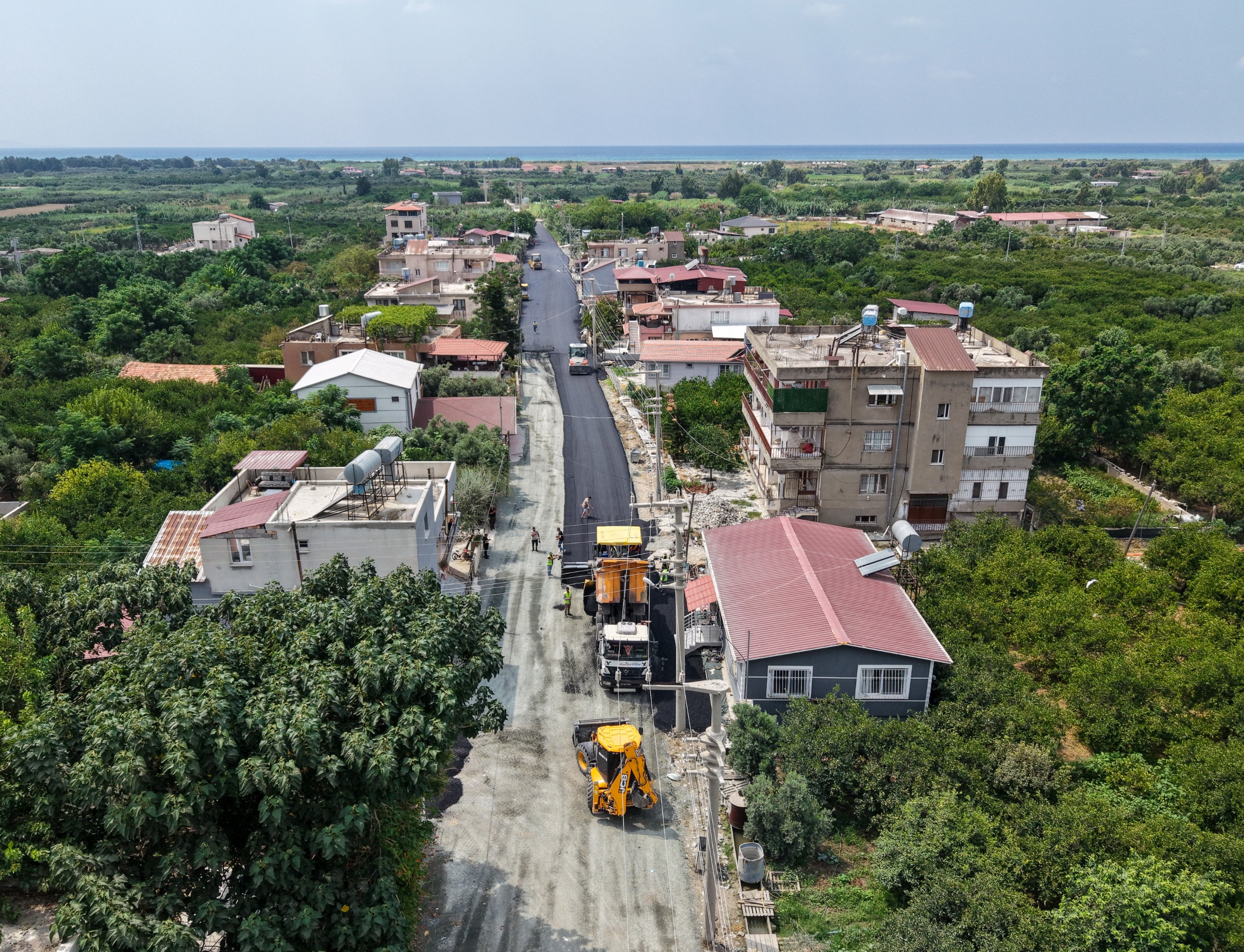 HBB’DEN YENİMAHALLEYE YENİ YOL