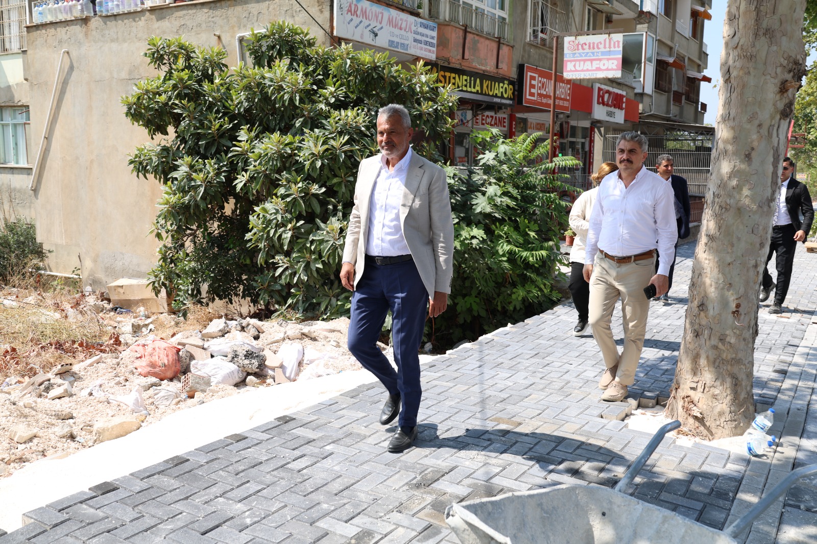 BAŞKAN ÖNTÜRK, PRESTİJ CADDE ÇALIŞMALARINI YERİNDE İNCELEDİ