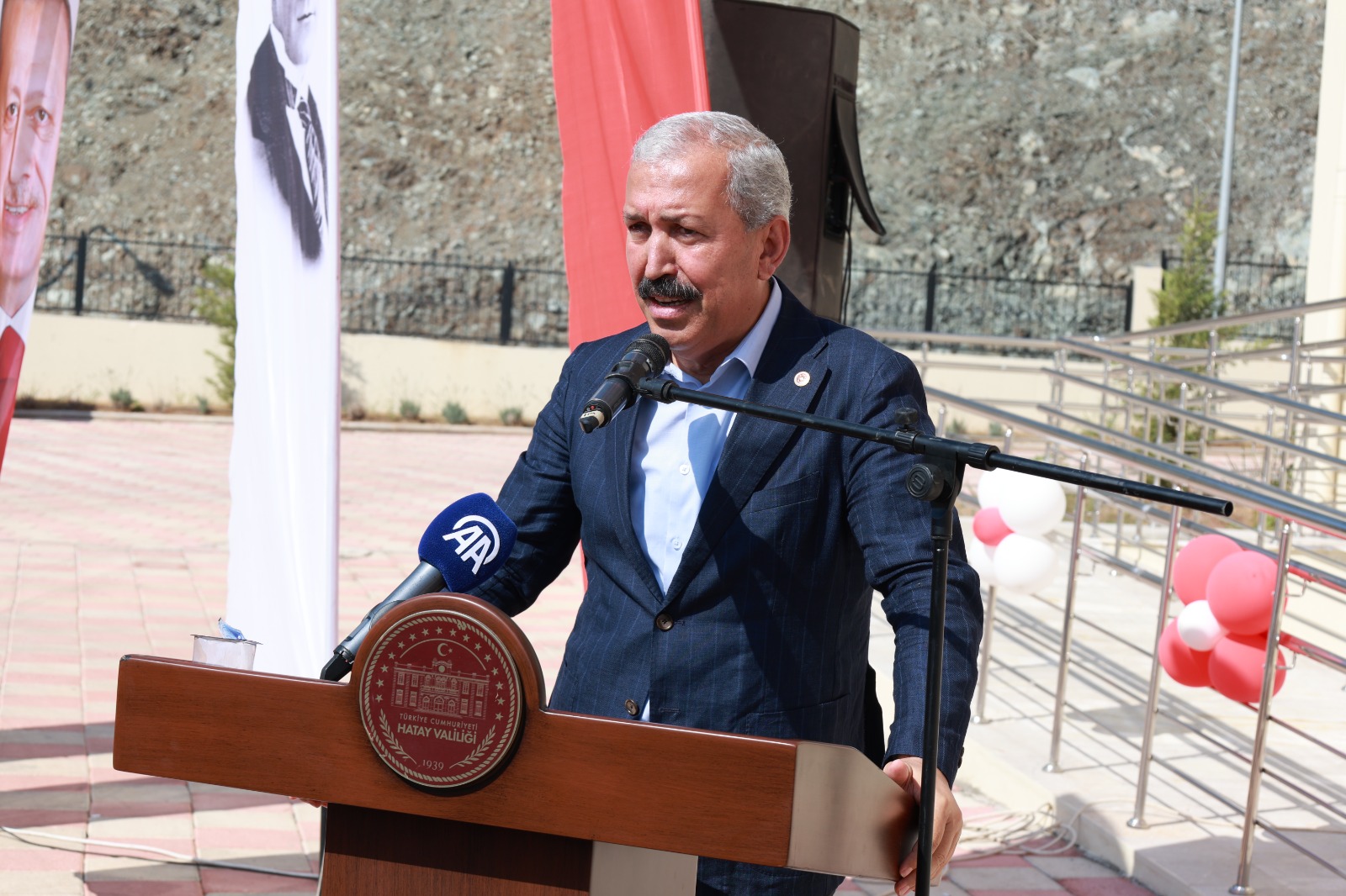 KIRIKHAN ÖĞRETMENEVİ VE AKŞAM SANAT OKULU HİZMETE AÇILDI