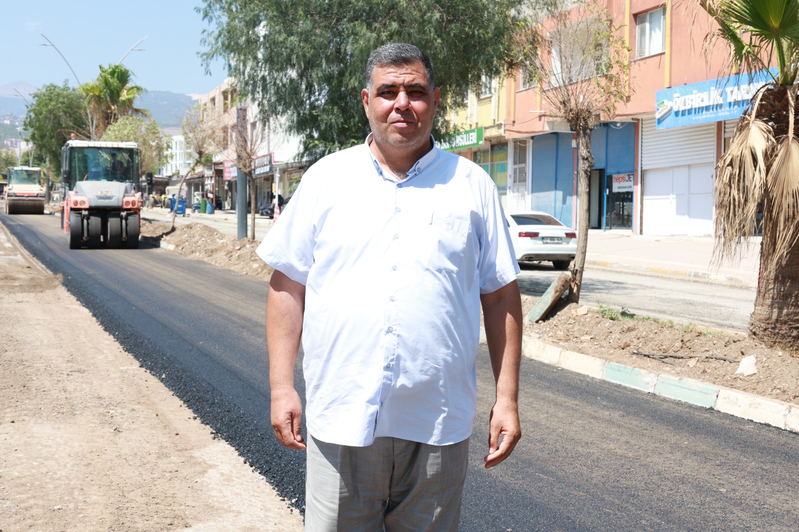 KIRIKHAN’DA 2 BİN METRELİK ASFALT MESAİSİ