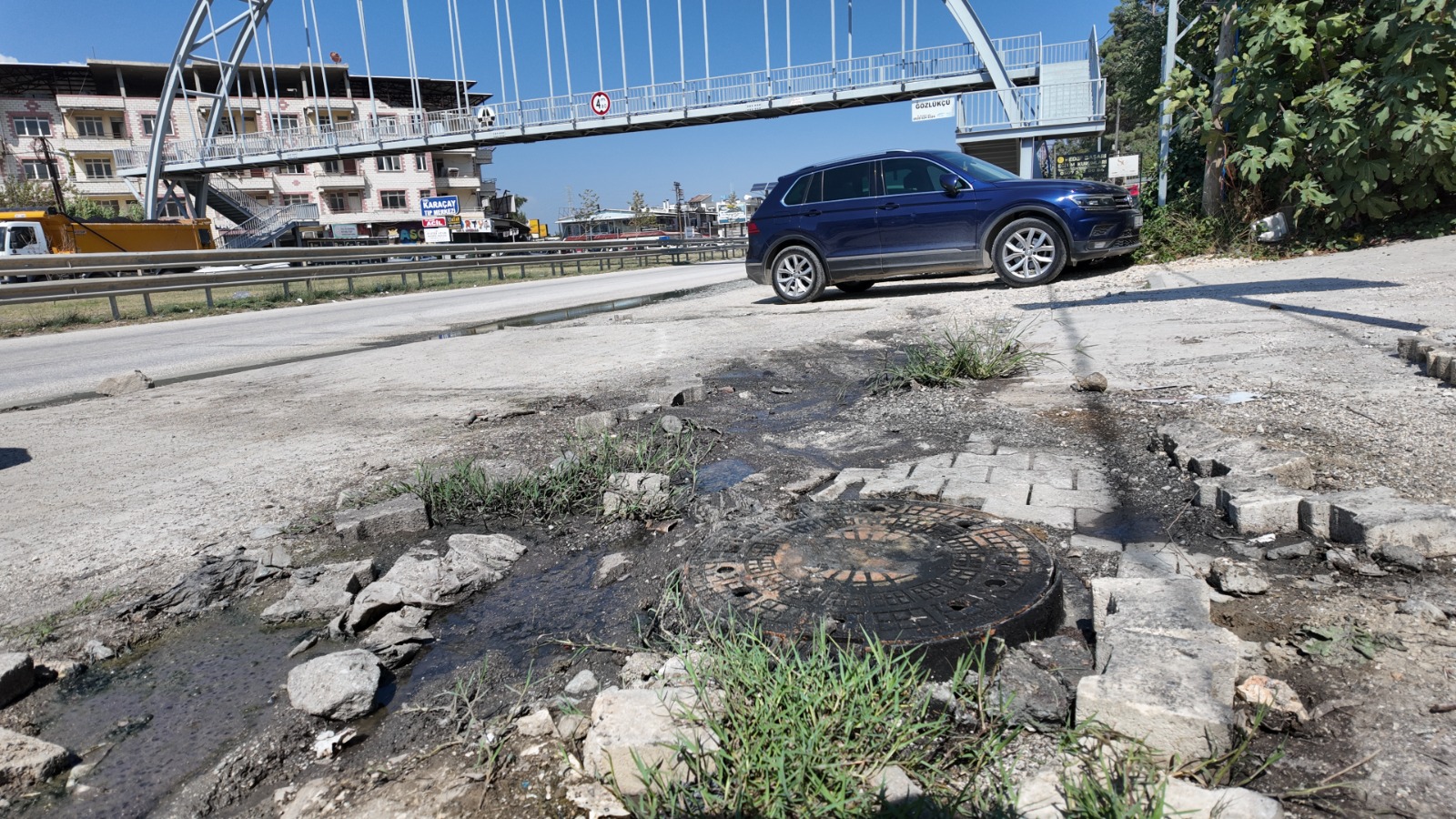 SAMANDAĞ TOMRUKSUYU’NA YENİ KANALİZASYON HATTI İNŞA EDİLDİ