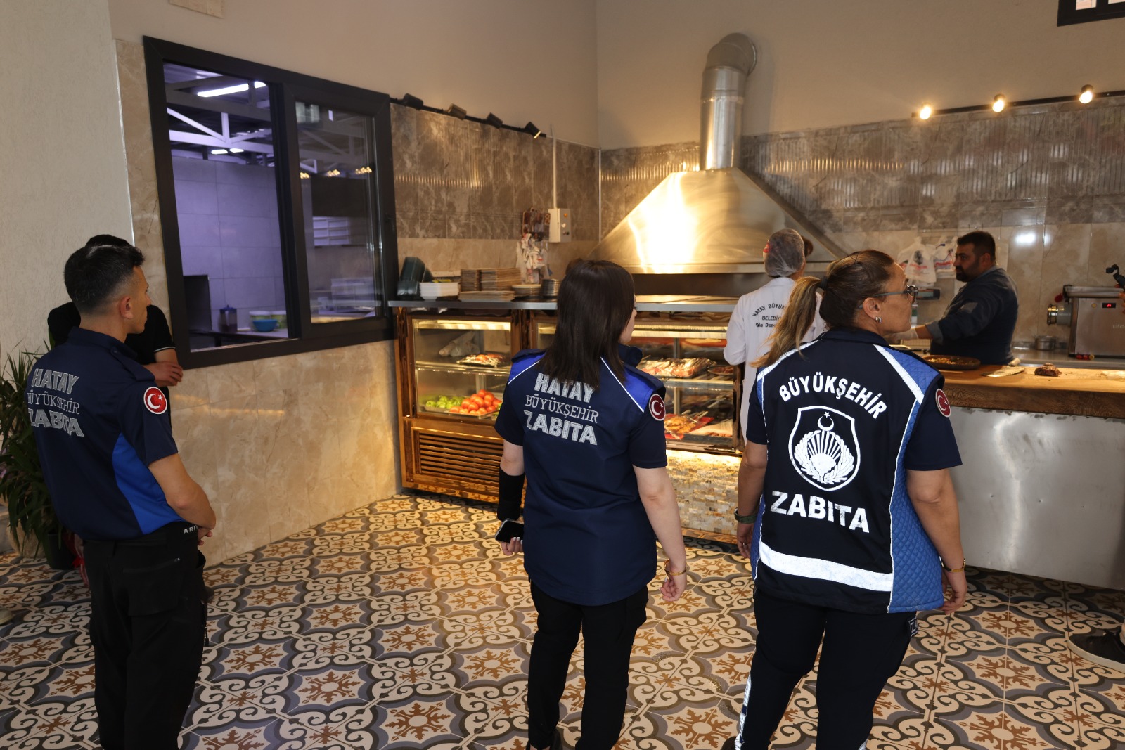 HATAY’IN HER NOKTASINDA HBB ZABITASI VAR