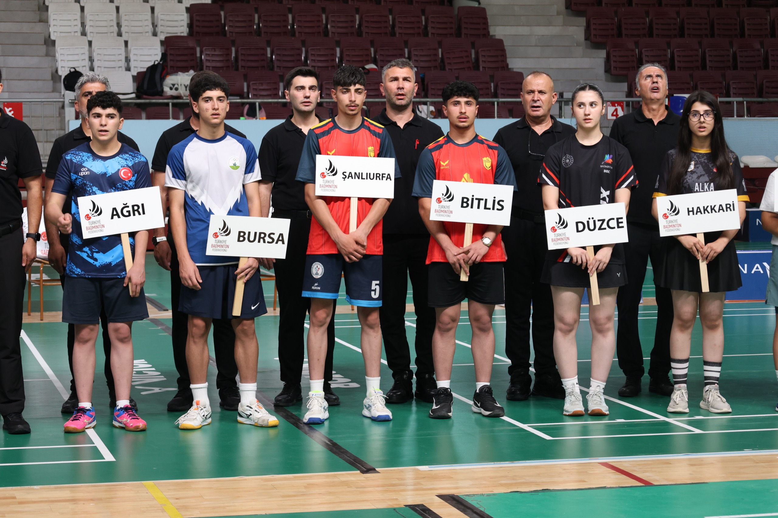 BÜYÜKLER TÜRKİYE BADMİNTON ŞAMPİYONASI HATAY’DA BAŞLADI