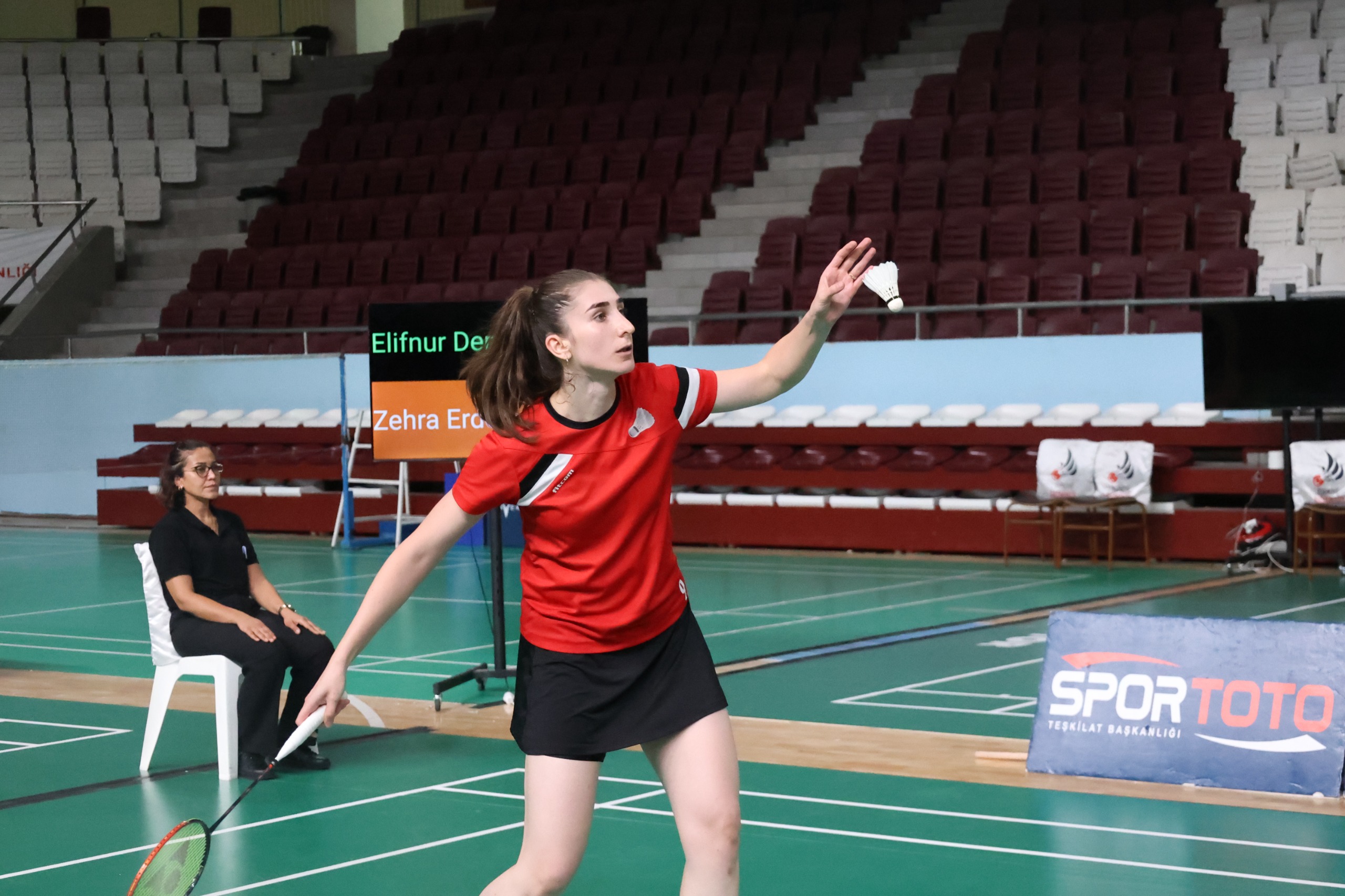 HATAY’DA BADMİNTON HEYECANI SONA ERDİ
