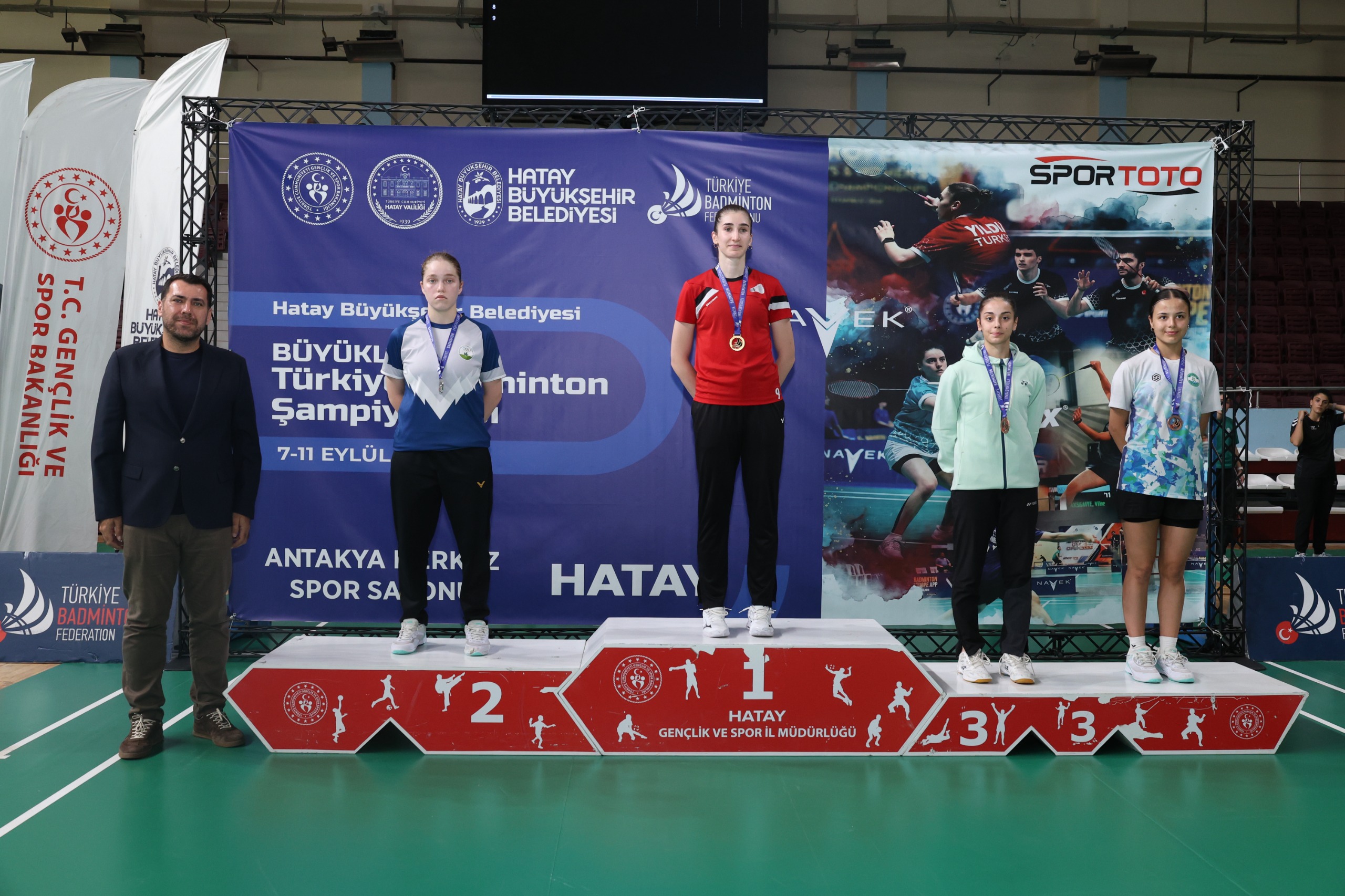 HATAY’DA BADMİNTON HEYECANI SONA ERDİ