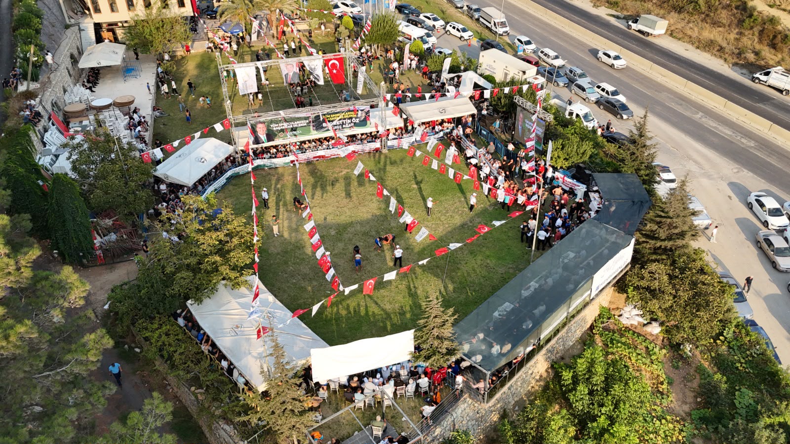 BELEN’DE 15. YAYLA ŞENLİĞİ KAPSAMINDA ABA GÜREŞLERİ DÜZENLENDİ