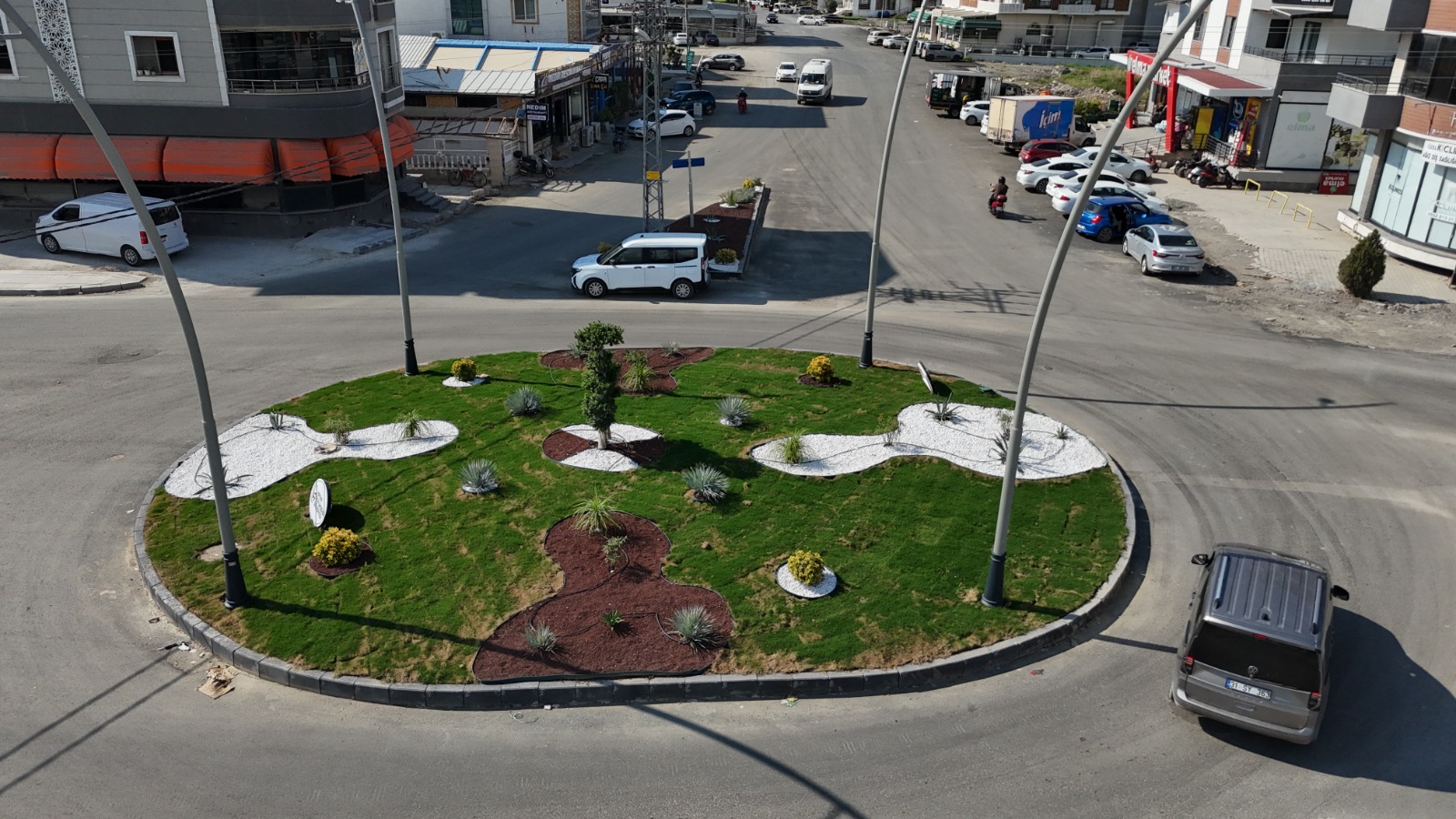 KARAAĞAÇ UĞUR MUMCU CADDESİ, PRESTİJ CADDE PROJESİYLE MODERN GÖRÜNÜME KAVUŞTU