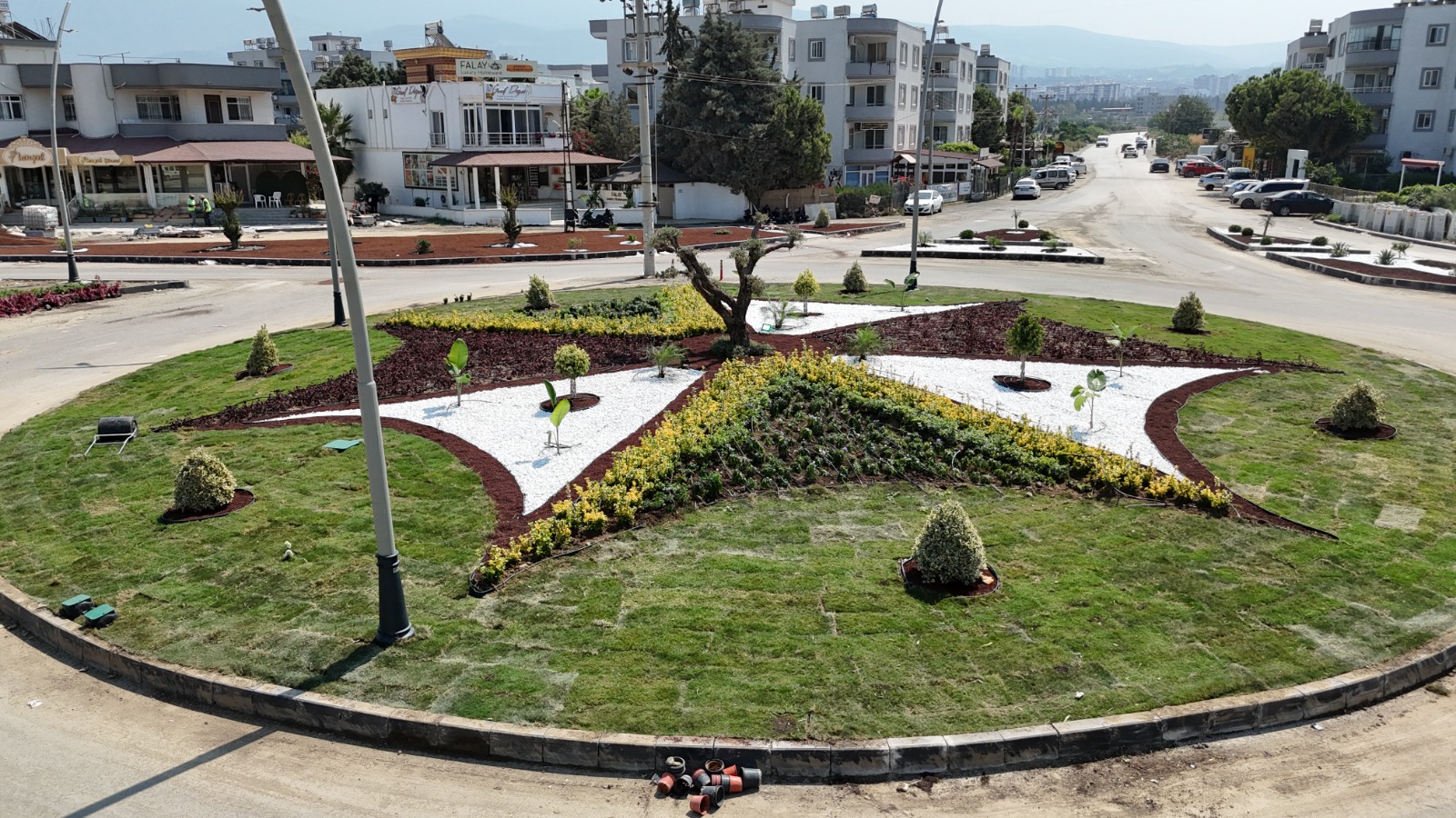 KARAAĞAÇ UĞUR MUMCU CADDESİ, PRESTİJ CADDE PROJESİYLE MODERN GÖRÜNÜME KAVUŞTU