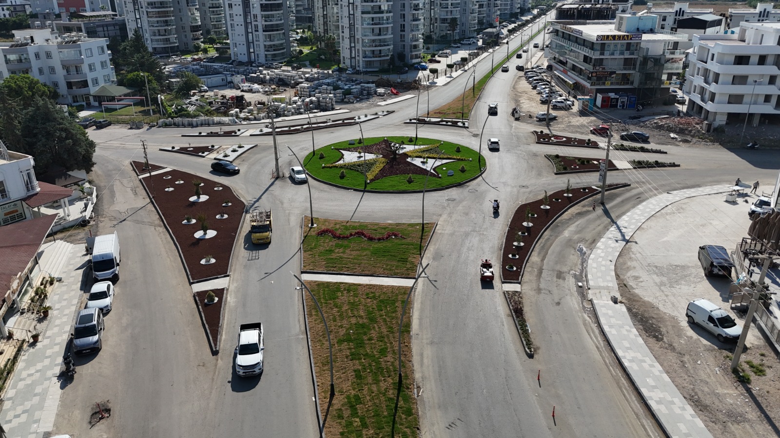 KARAAĞAÇ UĞUR MUMCU CADDESİ, PRESTİJ CADDE PROJESİYLE MODERN GÖRÜNÜME KAVUŞTU