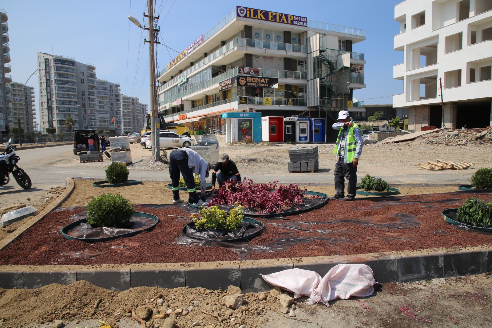 KARAAĞAÇ UĞUR MUMCU CADDESİ, PRESTİJ CADDE PROJESİYLE MODERN GÖRÜNÜME KAVUŞTU