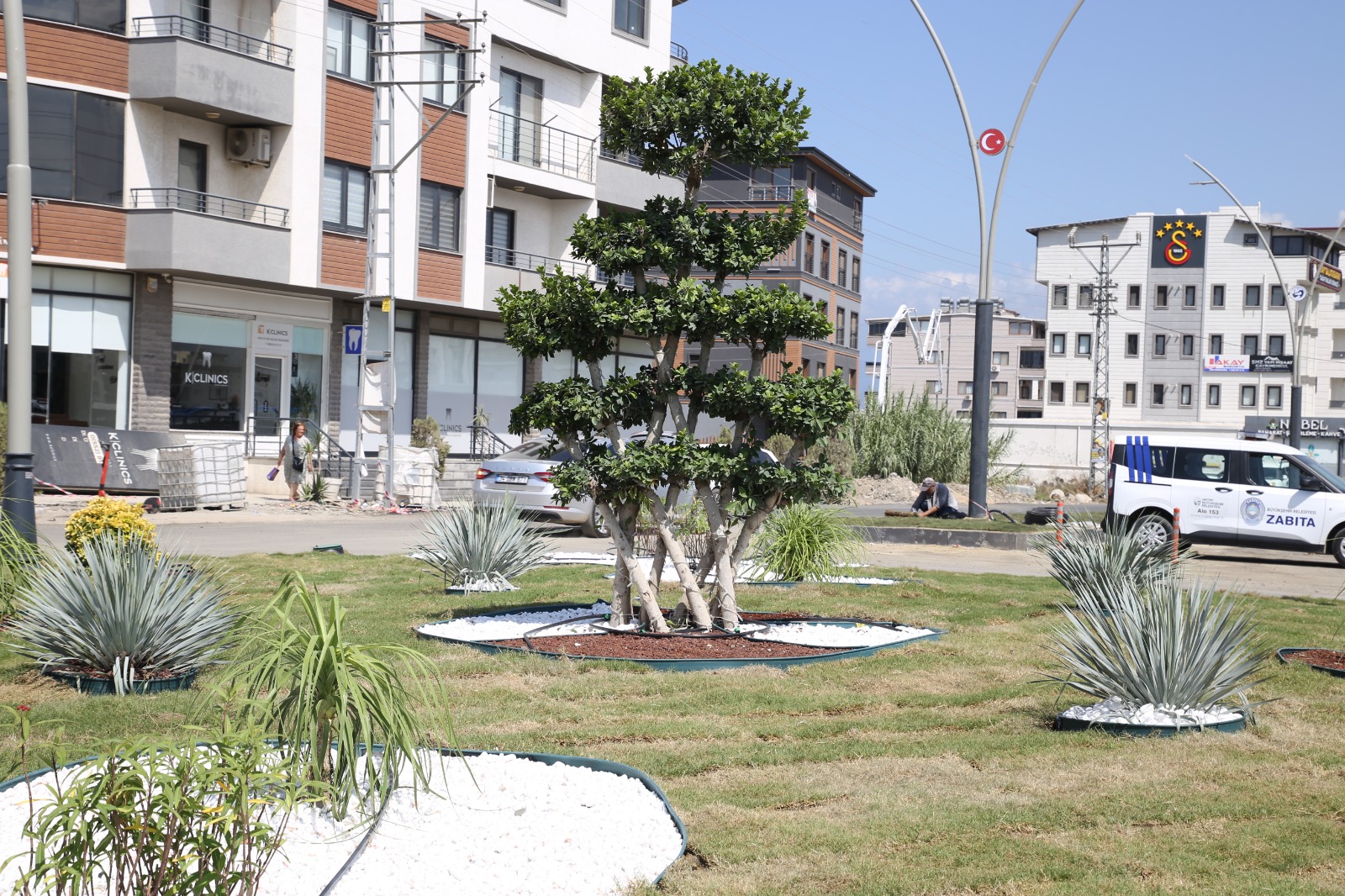 KARAAĞAÇ UĞUR MUMCU CADDESİ, PRESTİJ CADDE PROJESİYLE MODERN GÖRÜNÜME KAVUŞTU