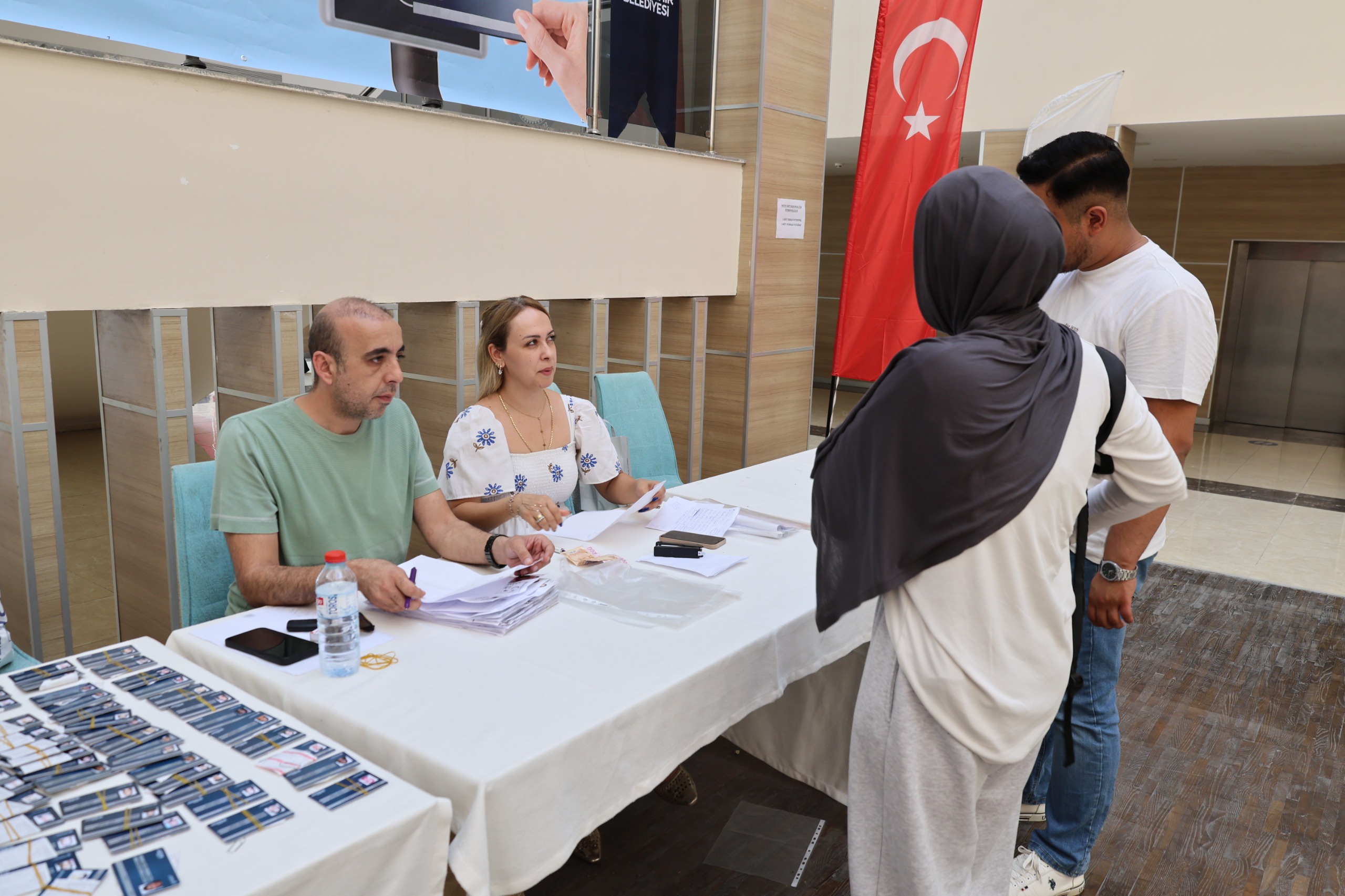 HBB’DEN ÜNİVERSİTE ÖĞRENCİLERİNE HATAY KART KOLAYLIĞI