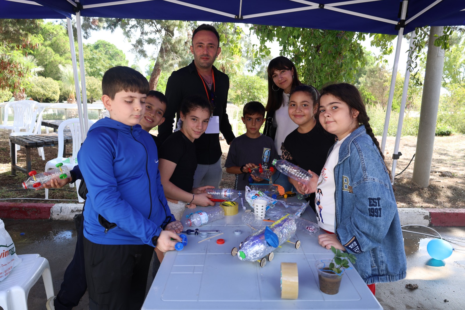ÖĞRENCİLER BİLİM ŞENLİĞİNDE BULUŞTU
